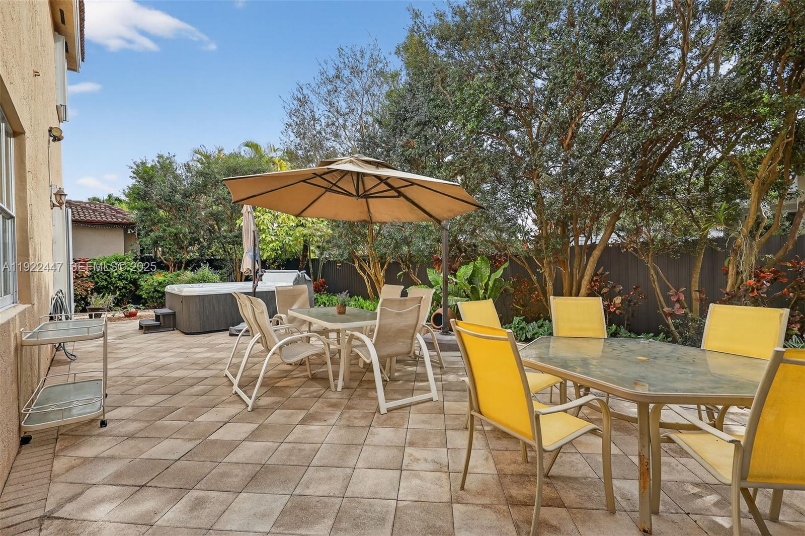 15144 SW 20th St Miami, FL 33185