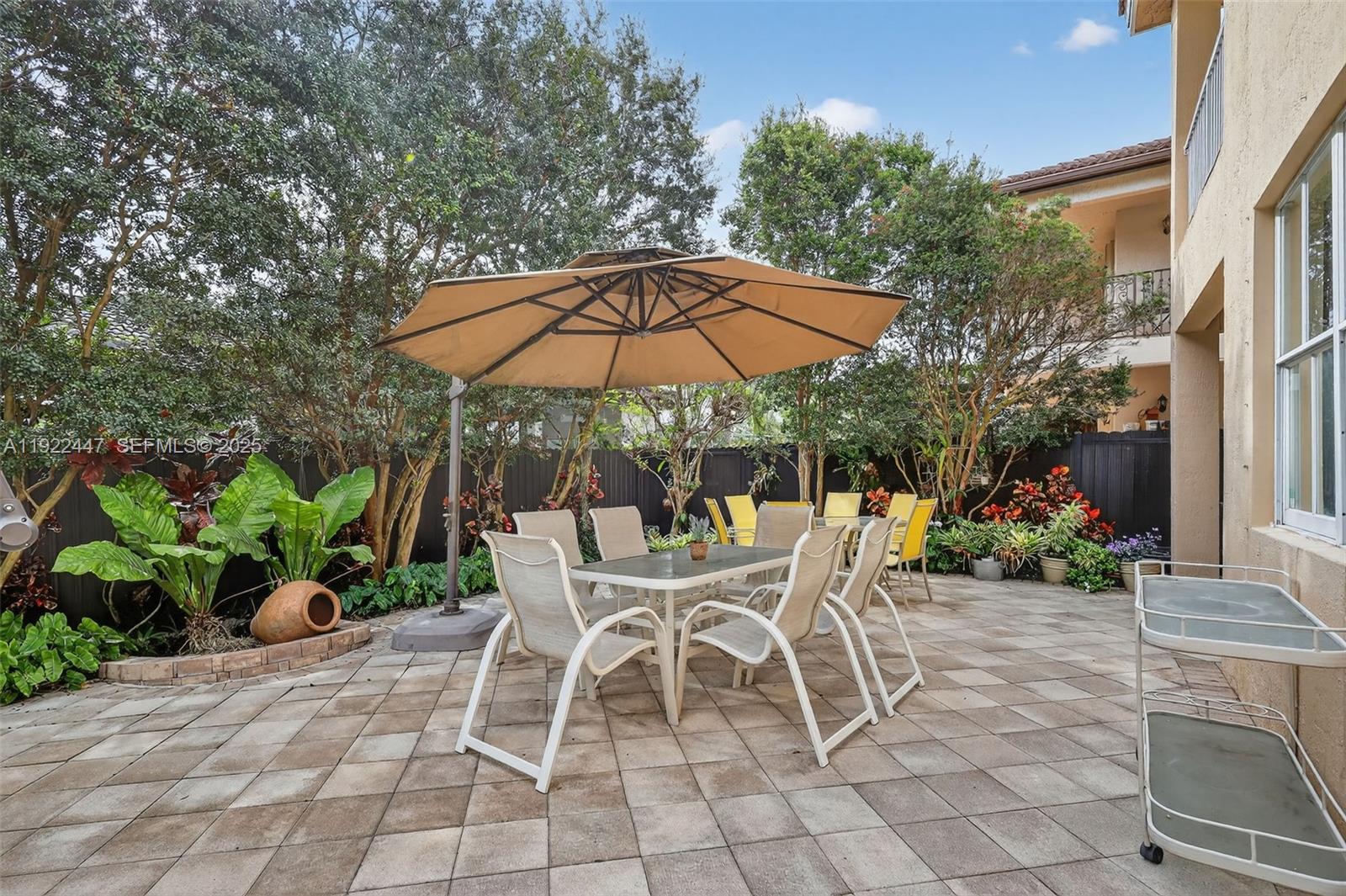 15144 SW 20th St Miami, FL 33185