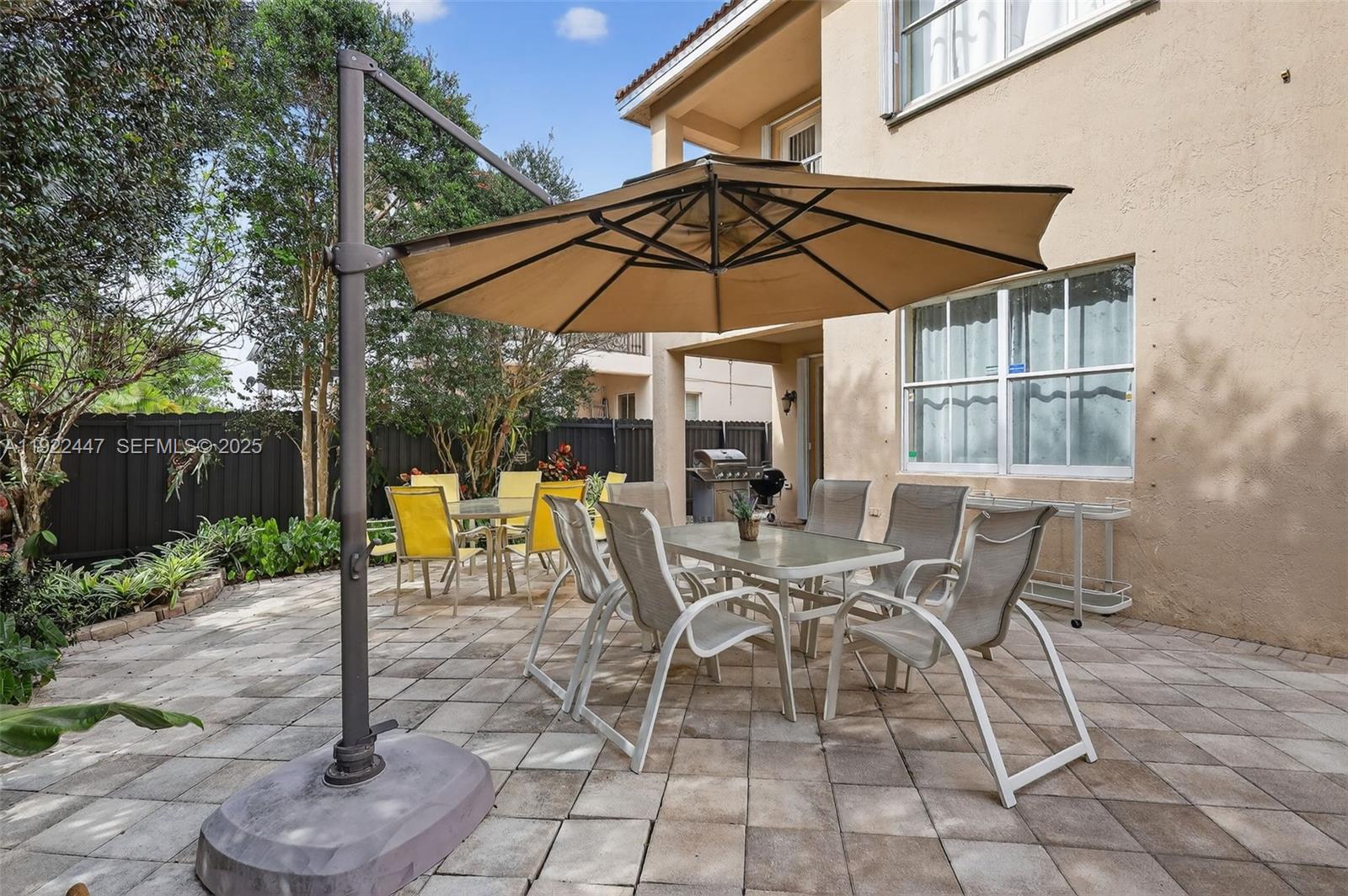 15144 SW 20th St Miami, FL 33185