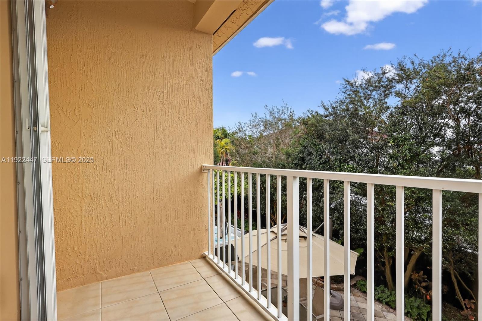 15144 SW 20th St Miami, FL 33185