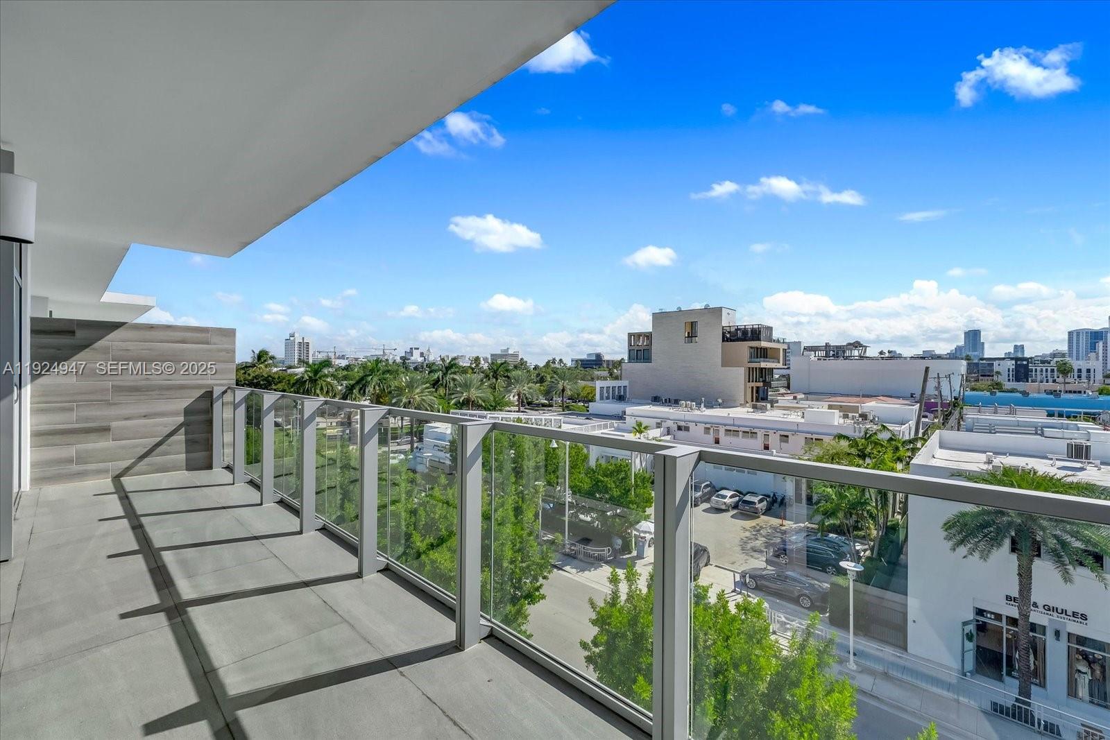 1201 20th St #PH07 Miami Beach, FL 33139