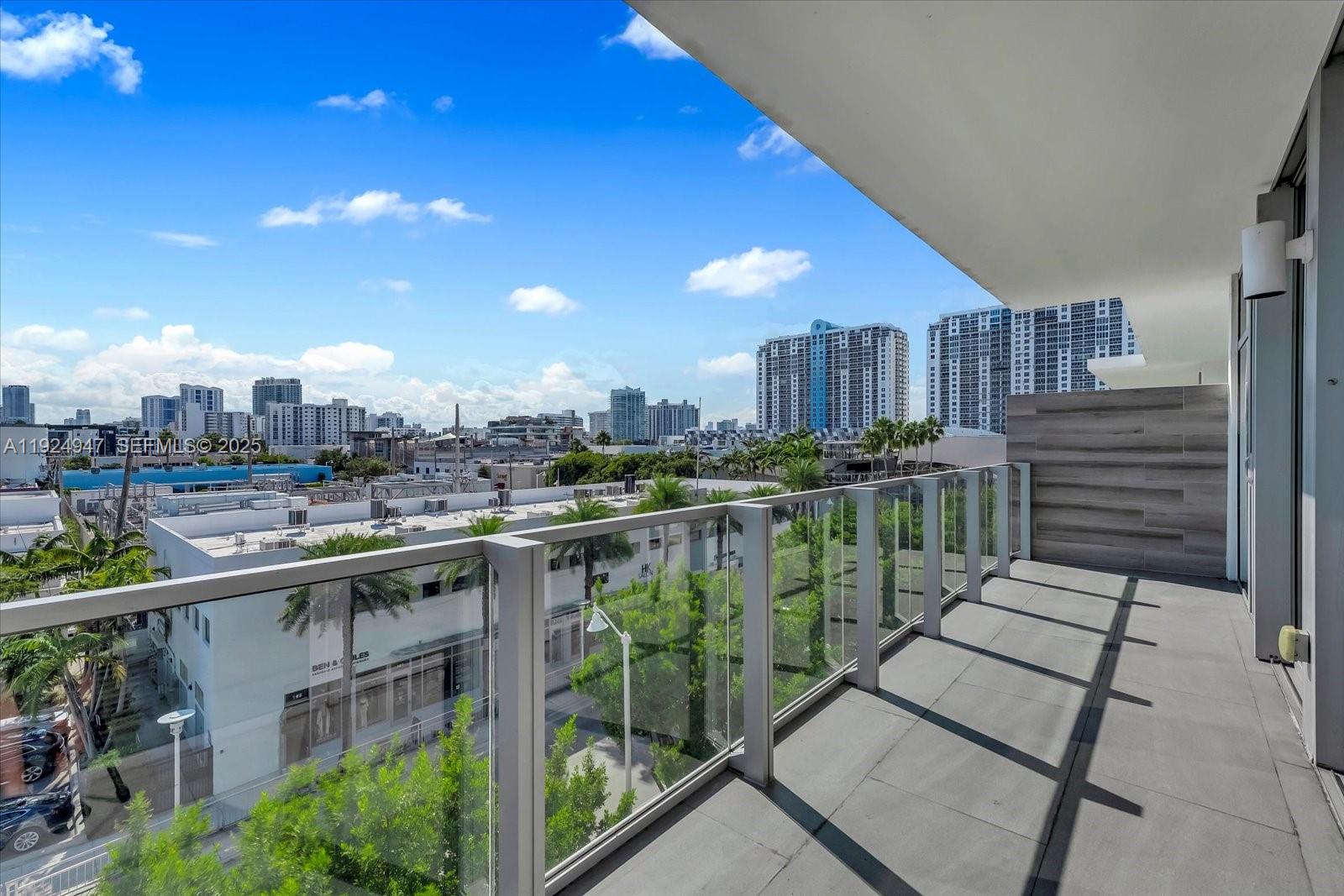 1201 20th St #PH07 Miami Beach, FL 33139