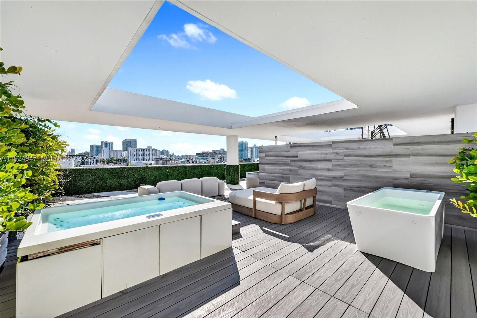 1201 20th St #PH07 Miami Beach, FL 33139