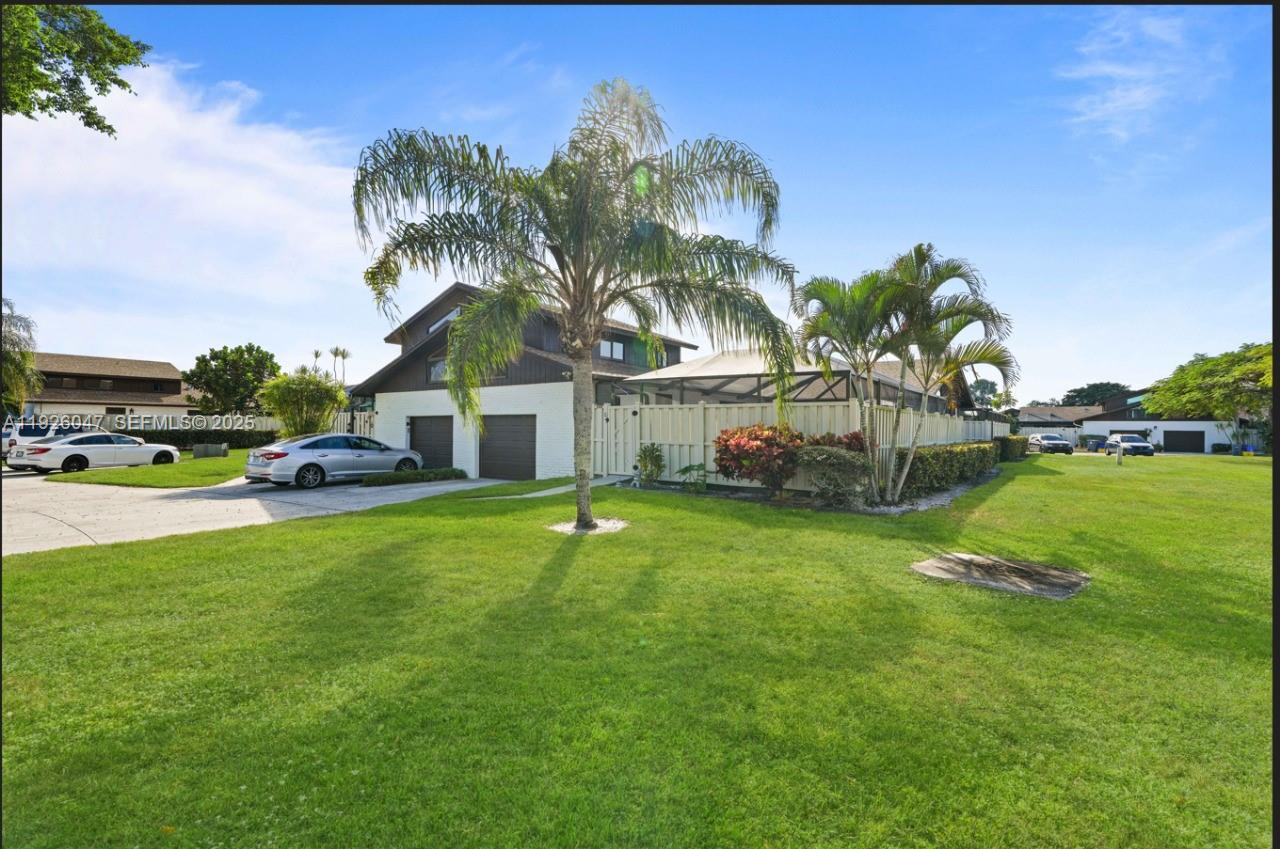 9568 Boca Gdns Pkwy #B Boca Raton, FL 33496