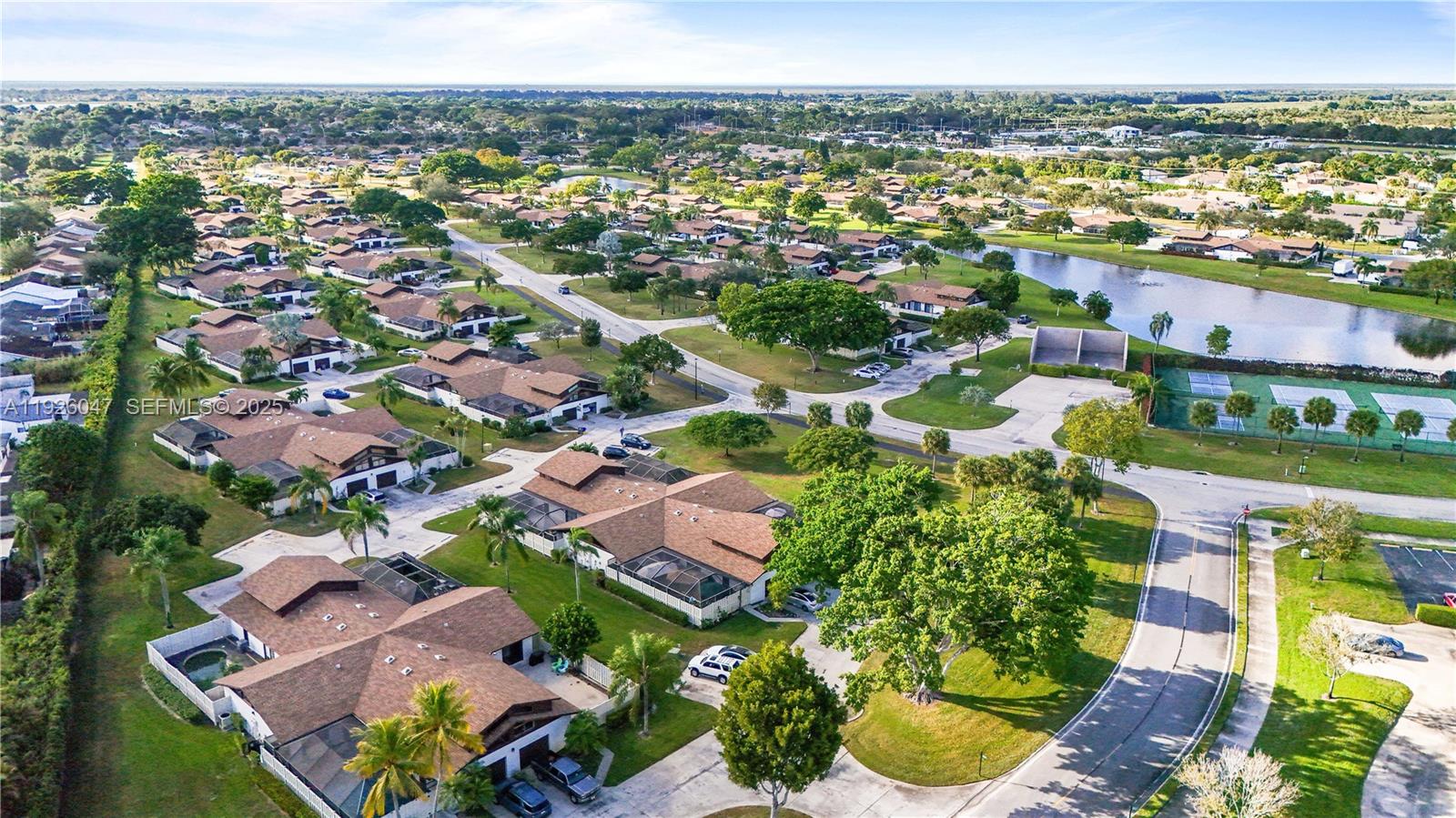 9568 Boca Gdns Pkwy #B Boca Raton, FL 33496