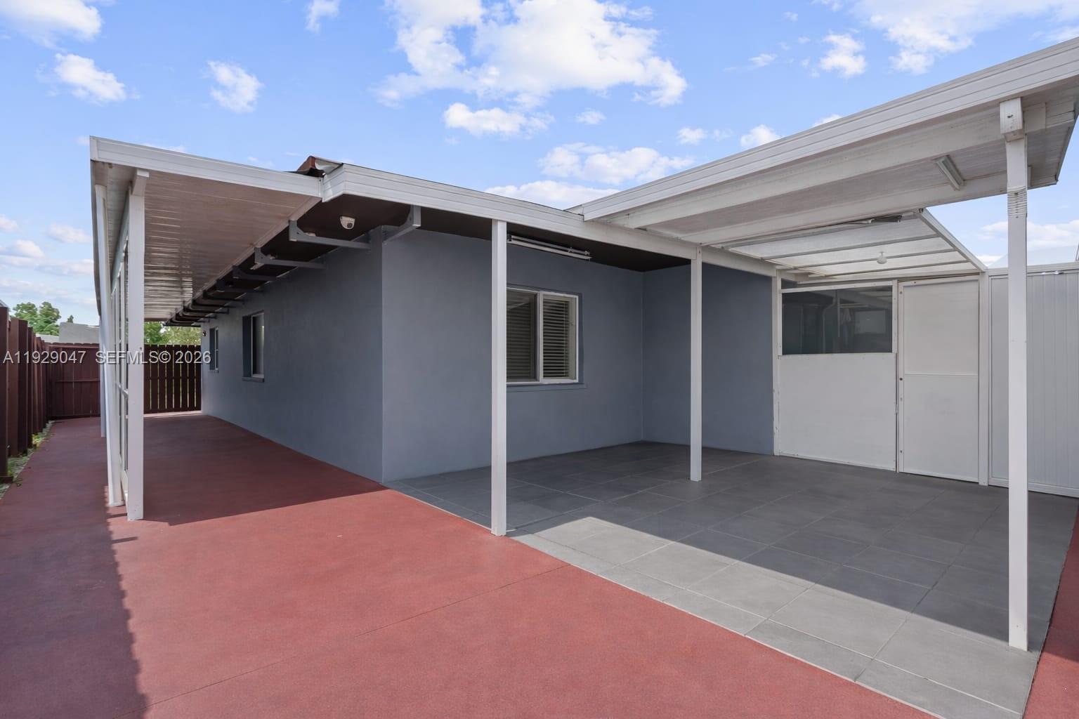 3109 NW 64th St Miami, FL 33147