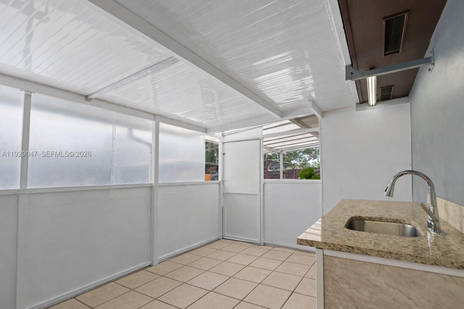 3109 NW 64th St Miami, FL 33147