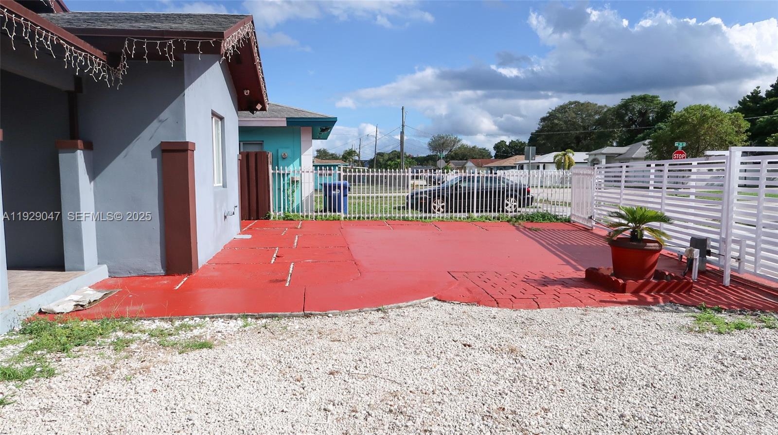 3109 NW 64th St Miami, FL 33147