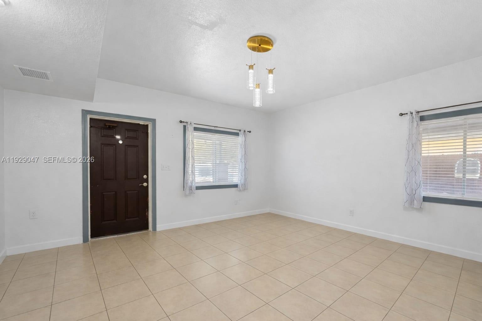 3109 NW 64th St Miami, FL 33147