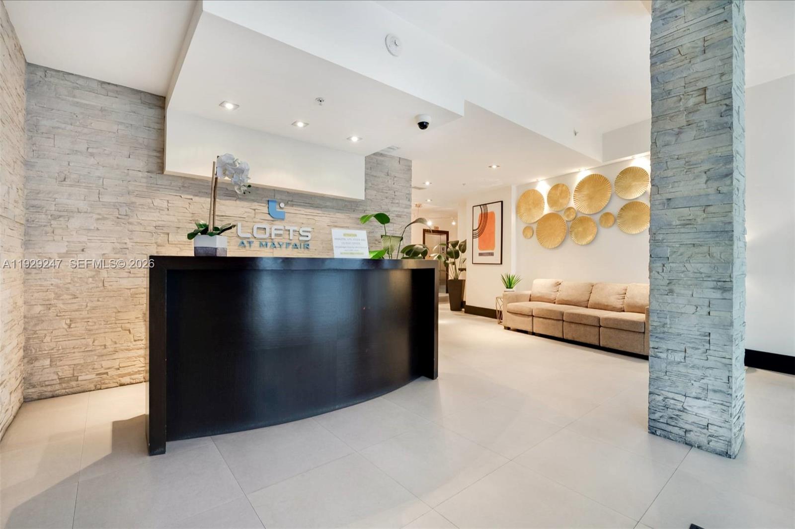 3339 Virginia St #305 Miami, FL 33133