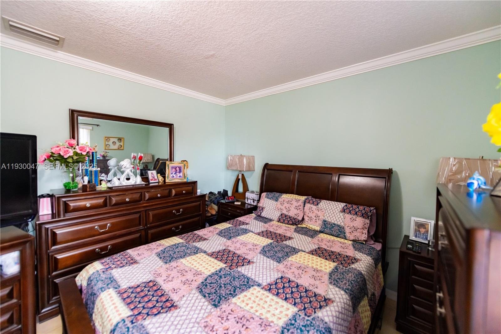 63 NW 17th Pl #6 Miami, FL 33125