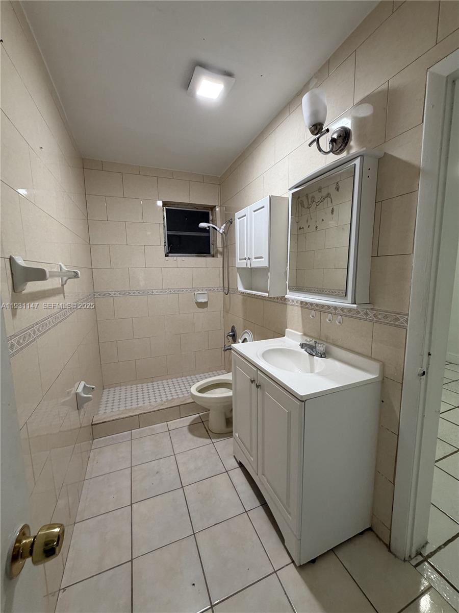 7200 SW 22nd St Miami, FL 33155