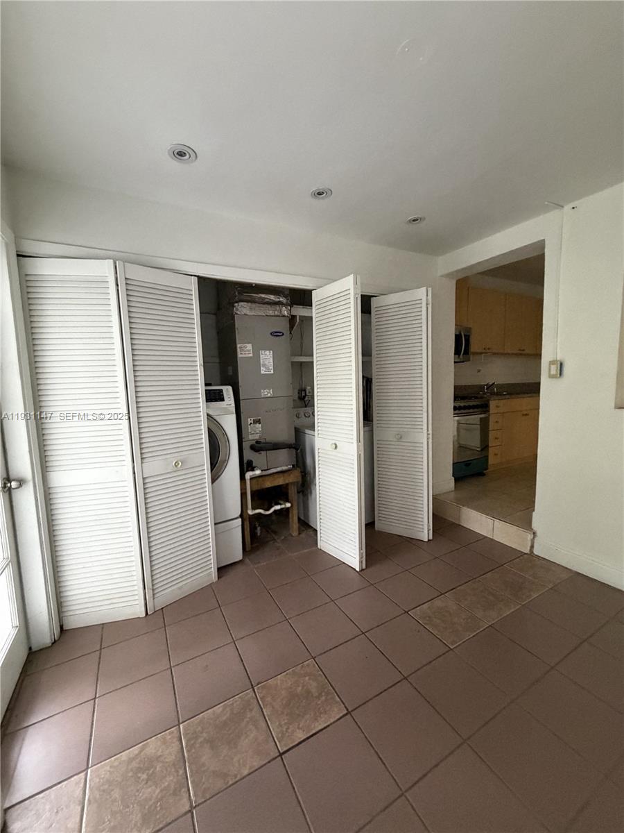 7200 SW 22nd St Miami, FL 33155