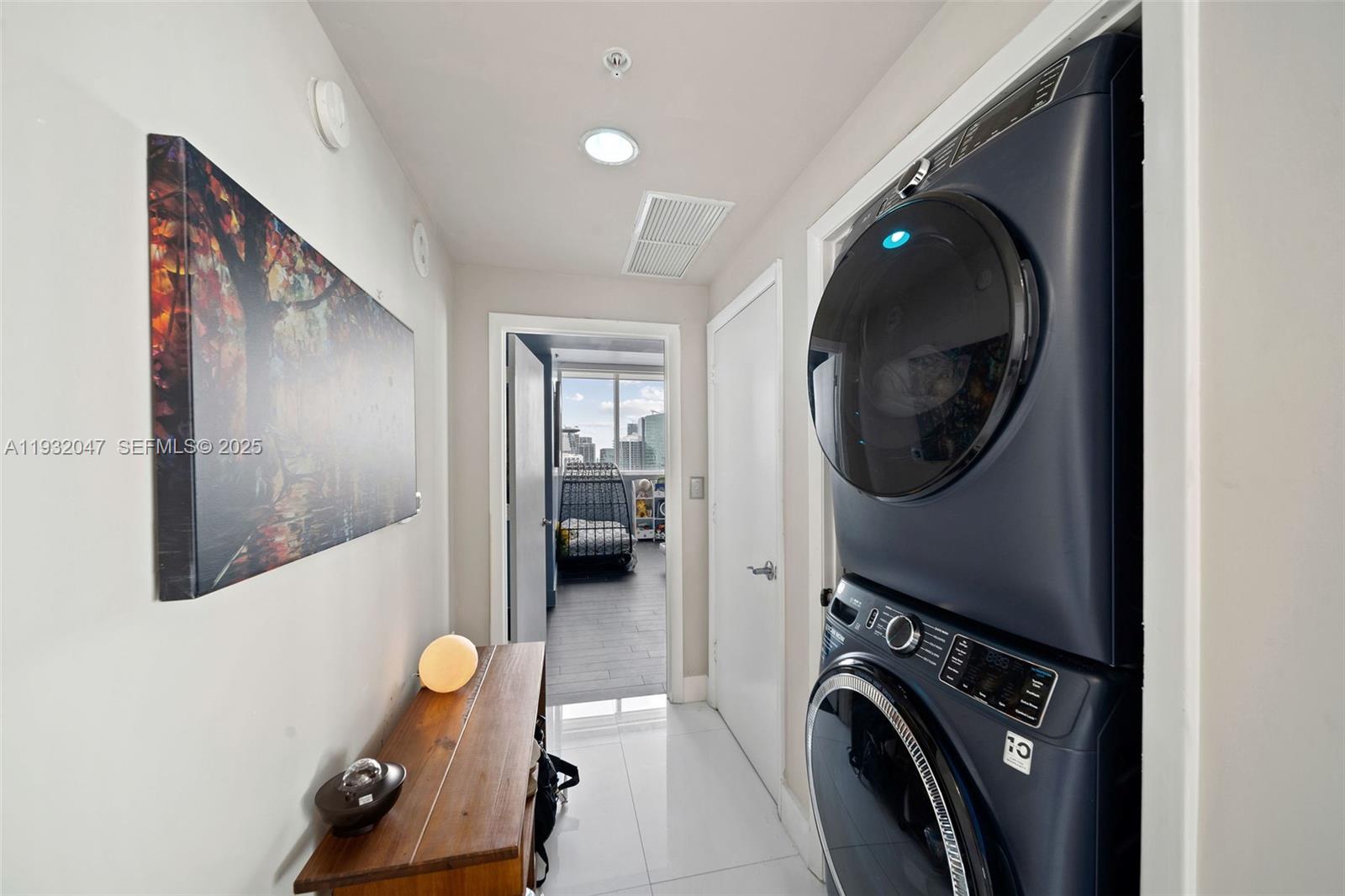 image Vizcayne North20