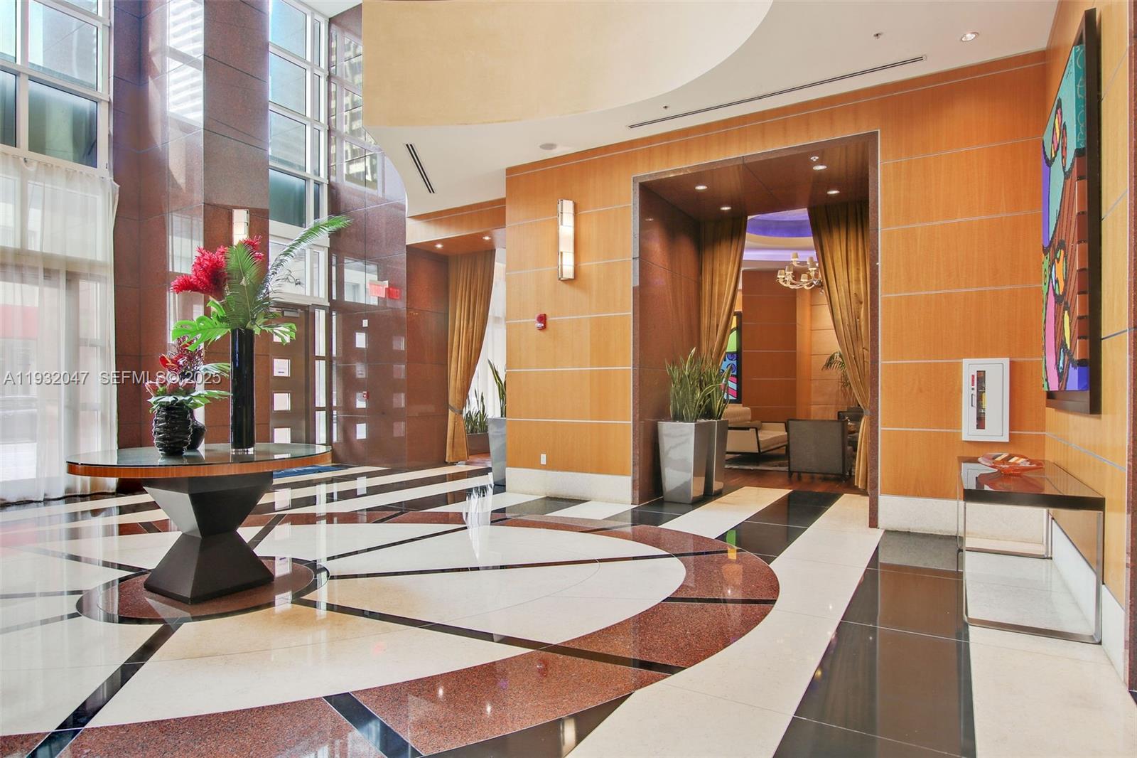 image Vizcayne North30