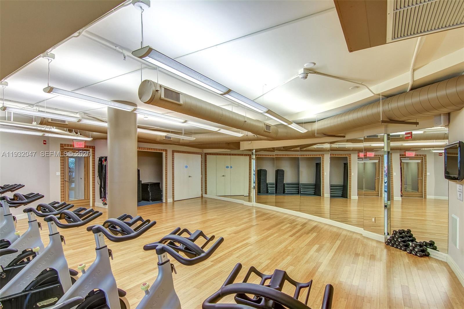 image Vizcayne North36