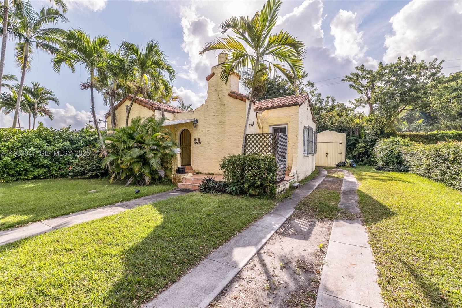 222 Romano Ave Coral Gables, FL 33134