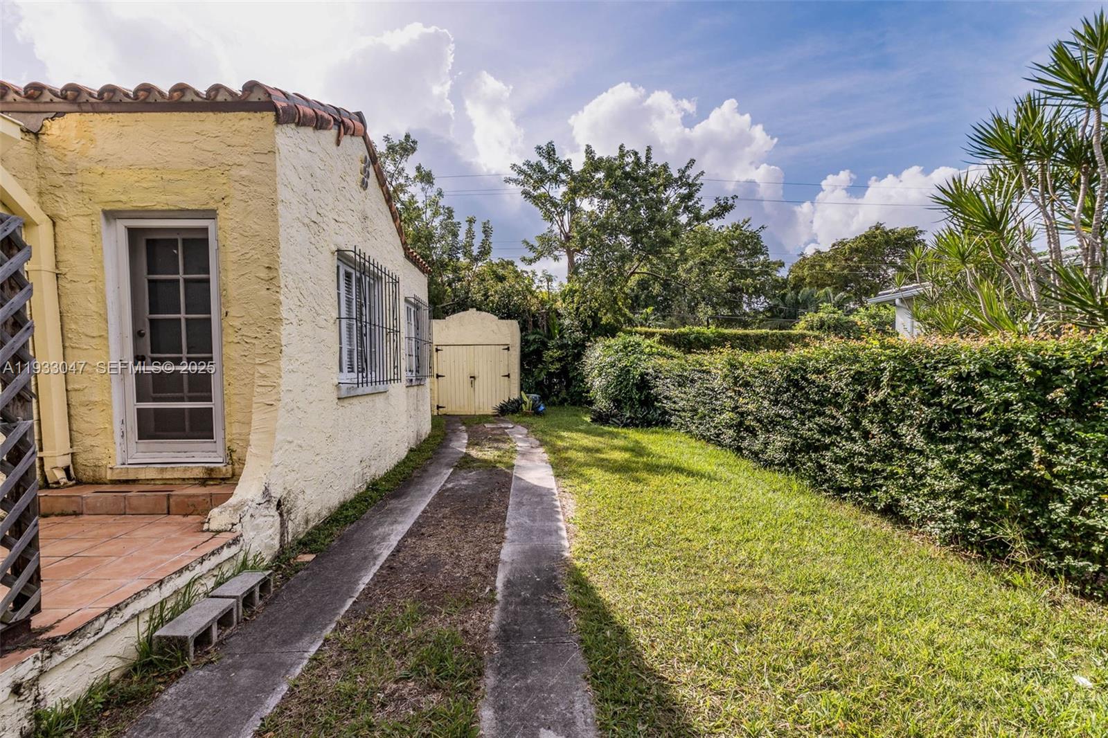 222 Romano Ave Coral Gables, FL 33134