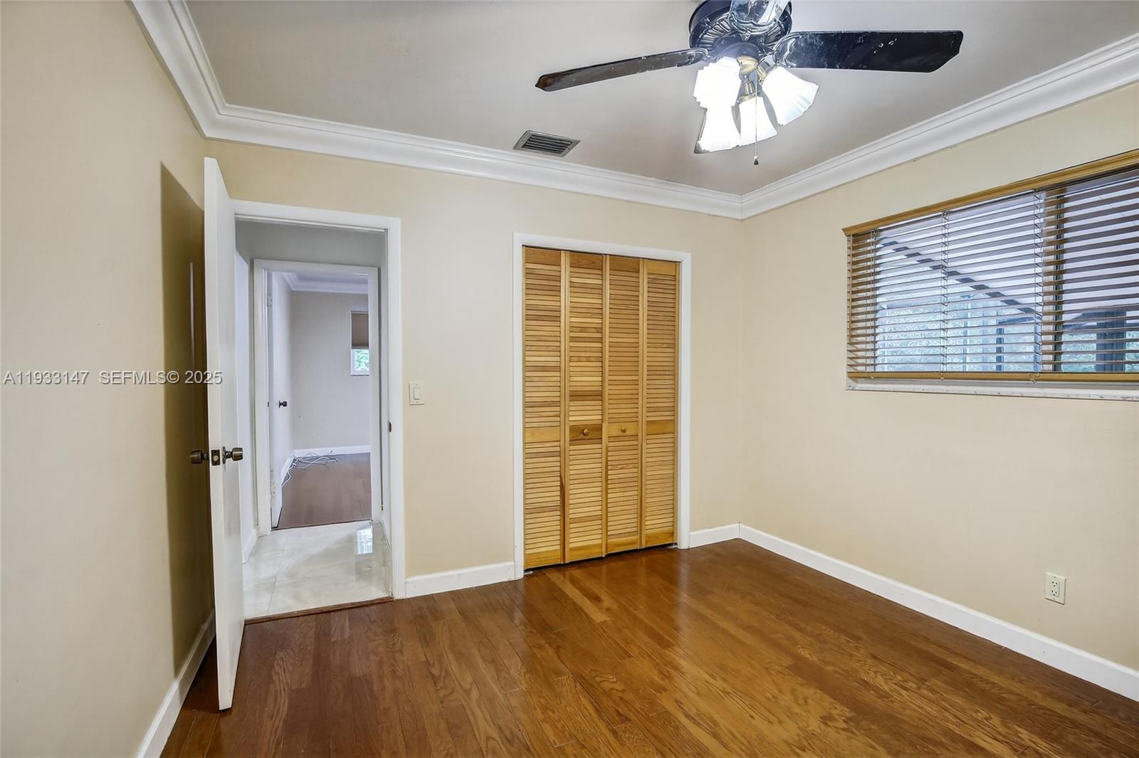 2500 NE 209th Ter Miami, FL 33180