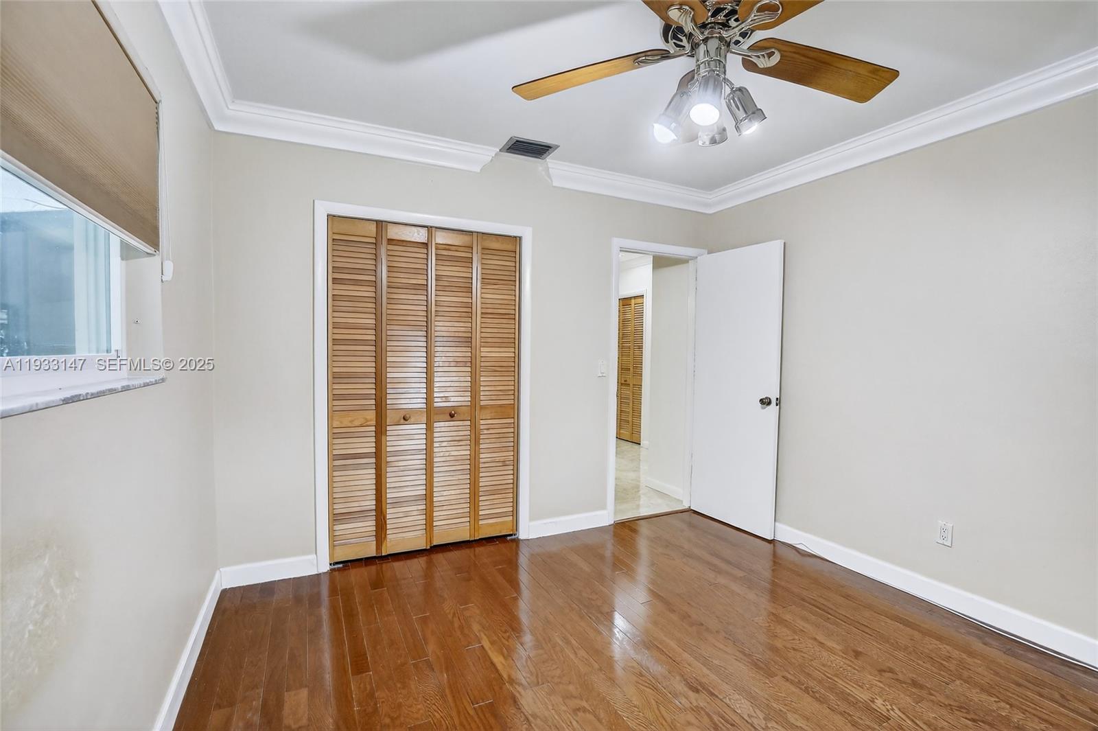 2500 NE 209th Ter Miami, FL 33180