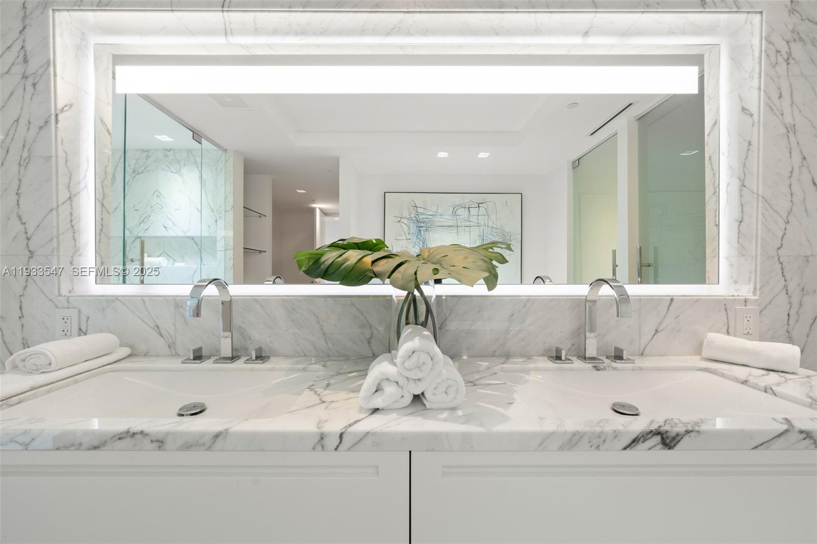 7061 Fisher Is Dr #7061 Miami Beach, FL 33109