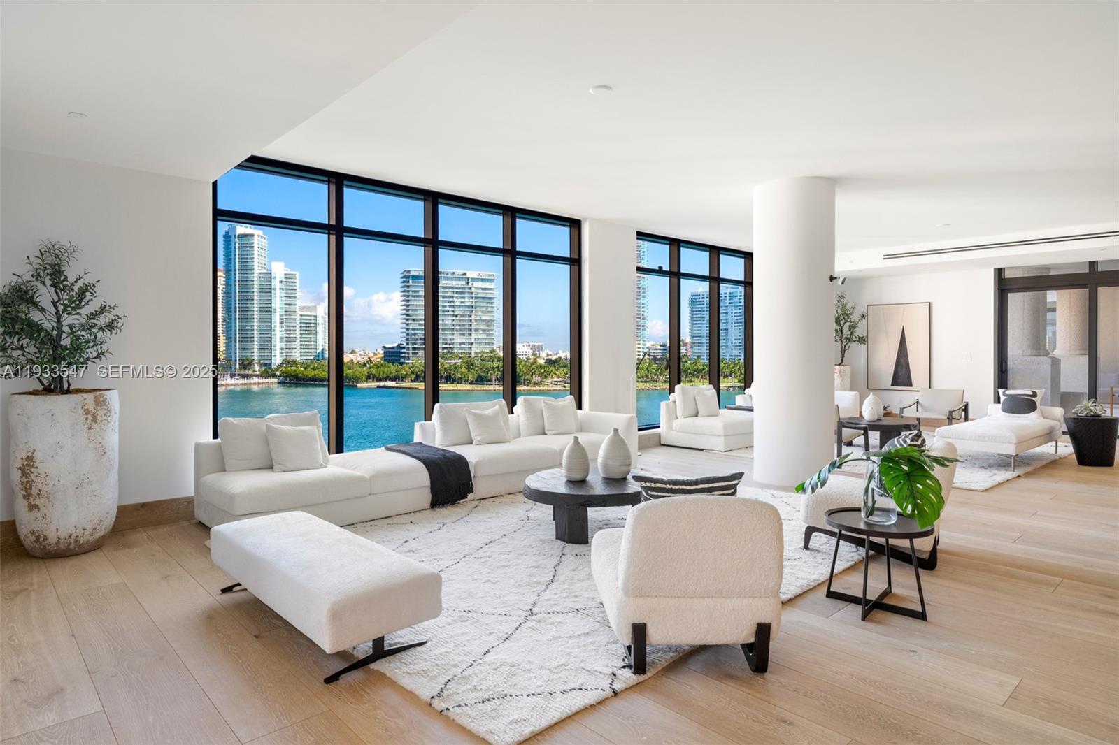 7061 Fisher Is Dr #7061 Miami Beach, FL 33109