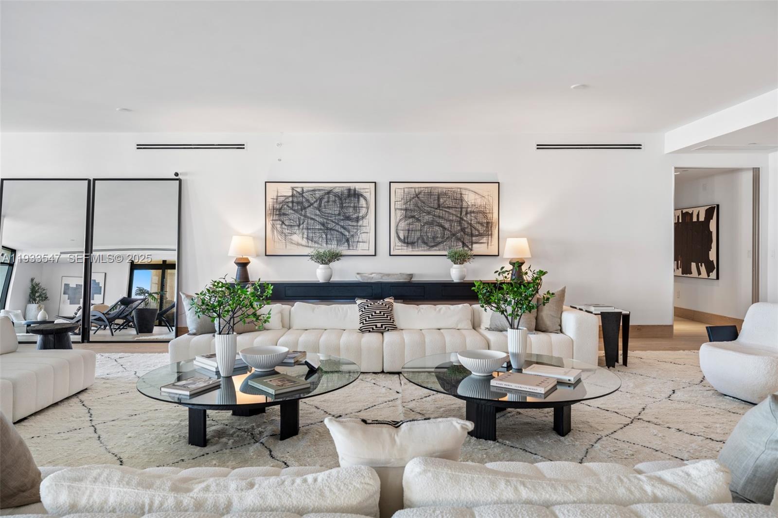 7061 Fisher Is Dr #7061 Miami Beach, FL 33109