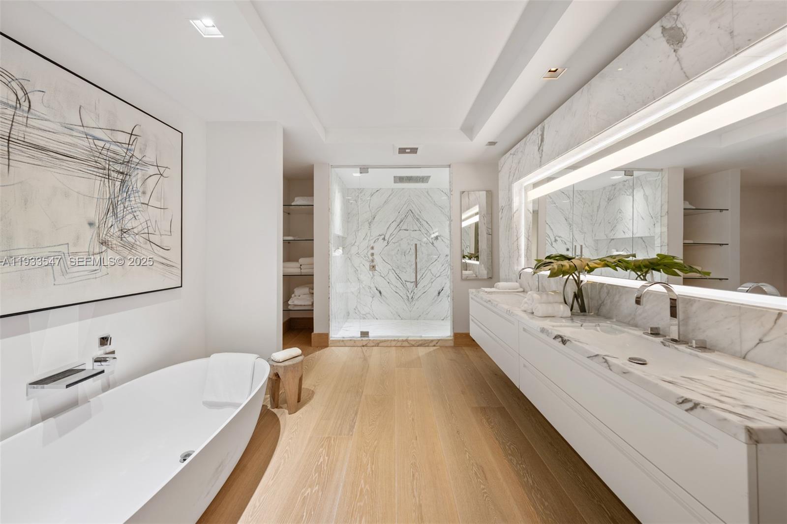 7061 Fisher Is Dr #7061 Miami Beach, FL 33109