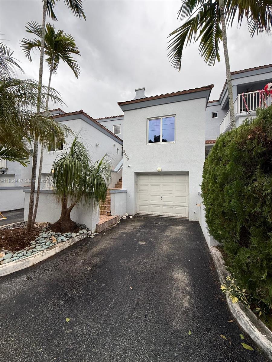 2408 NE 135th St #2408