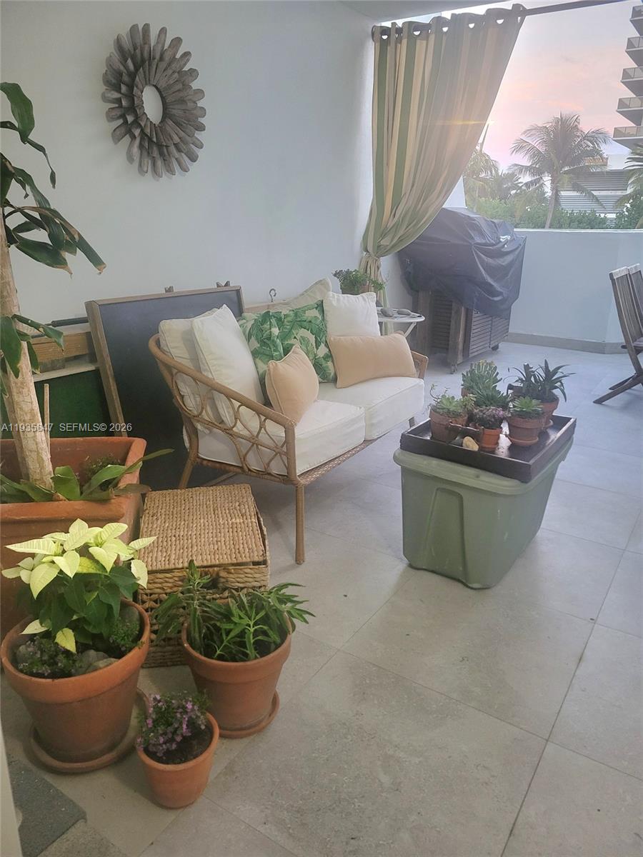 5880 Collins Ave #302 Miami Beach, FL 33140