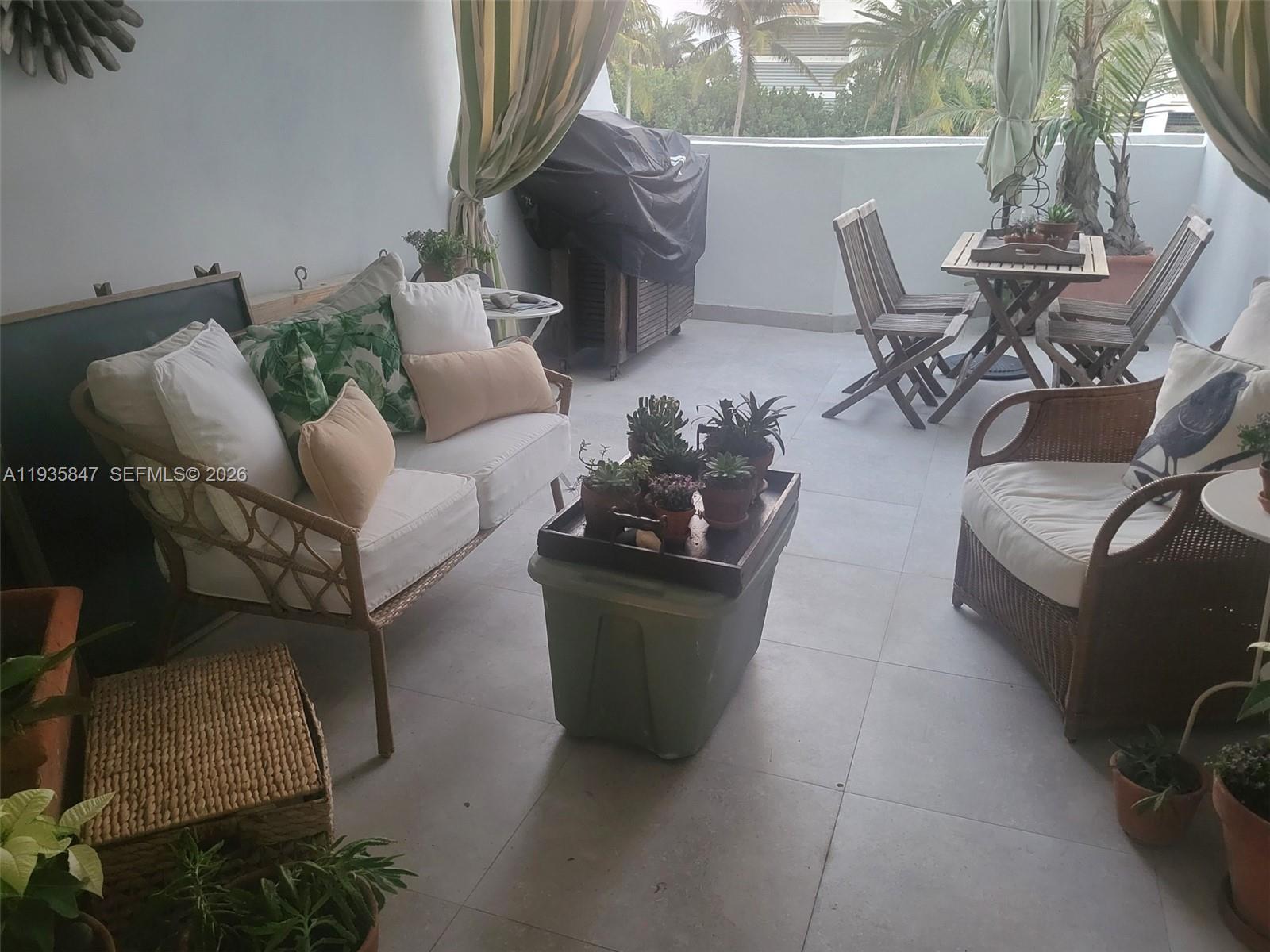 5880 Collins Ave #302 Miami Beach, FL 33140