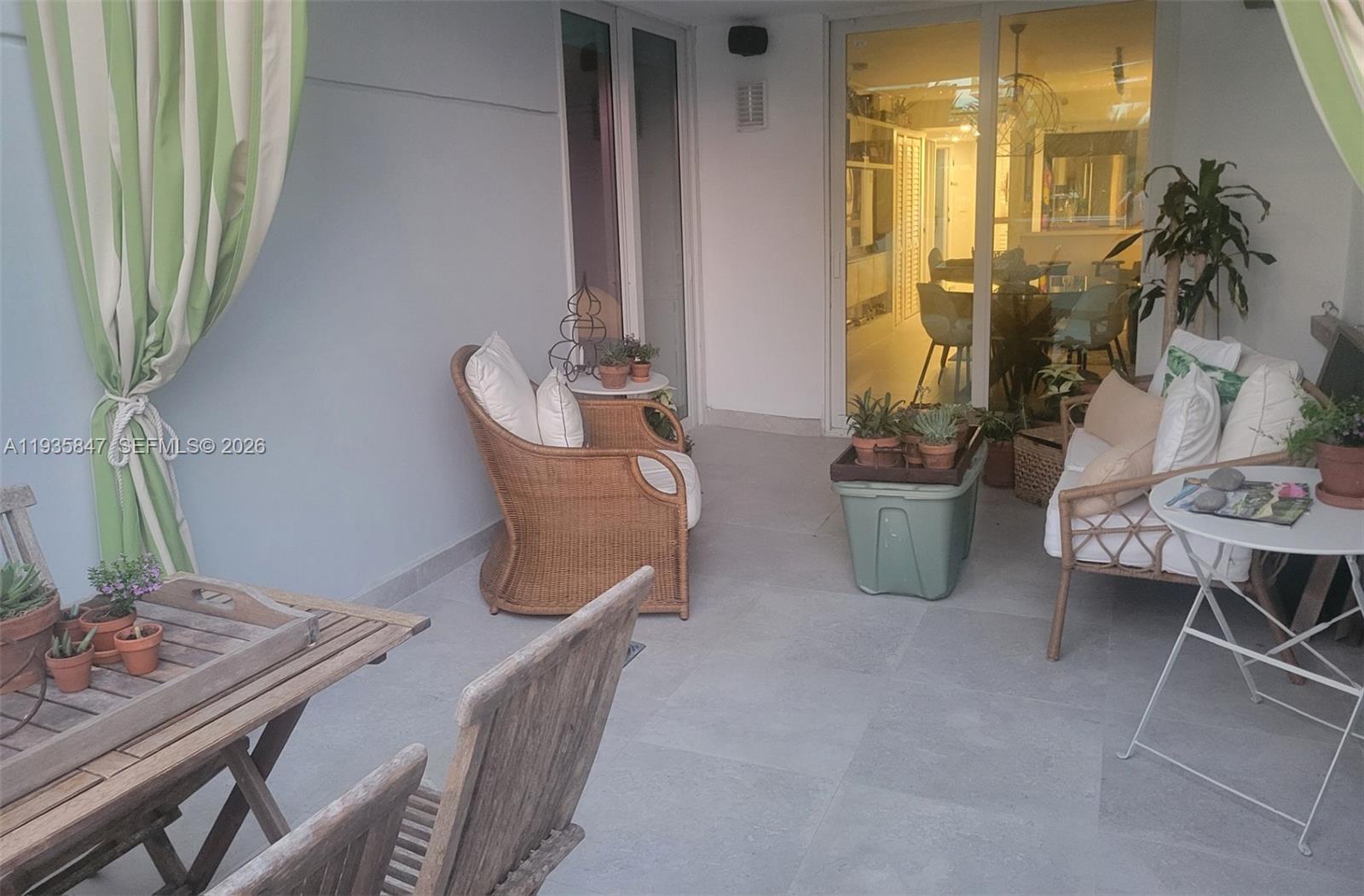 5880 Collins Ave #302 Miami Beach, FL 33140