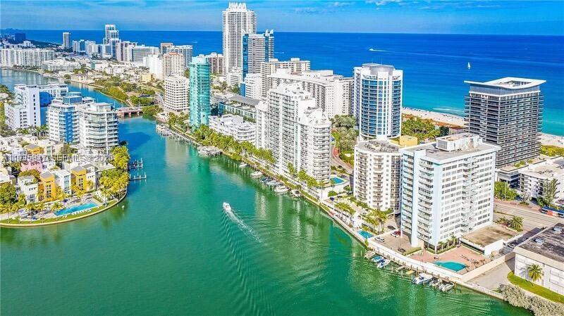 5880 Collins Ave #302 Miami Beach, FL 33140