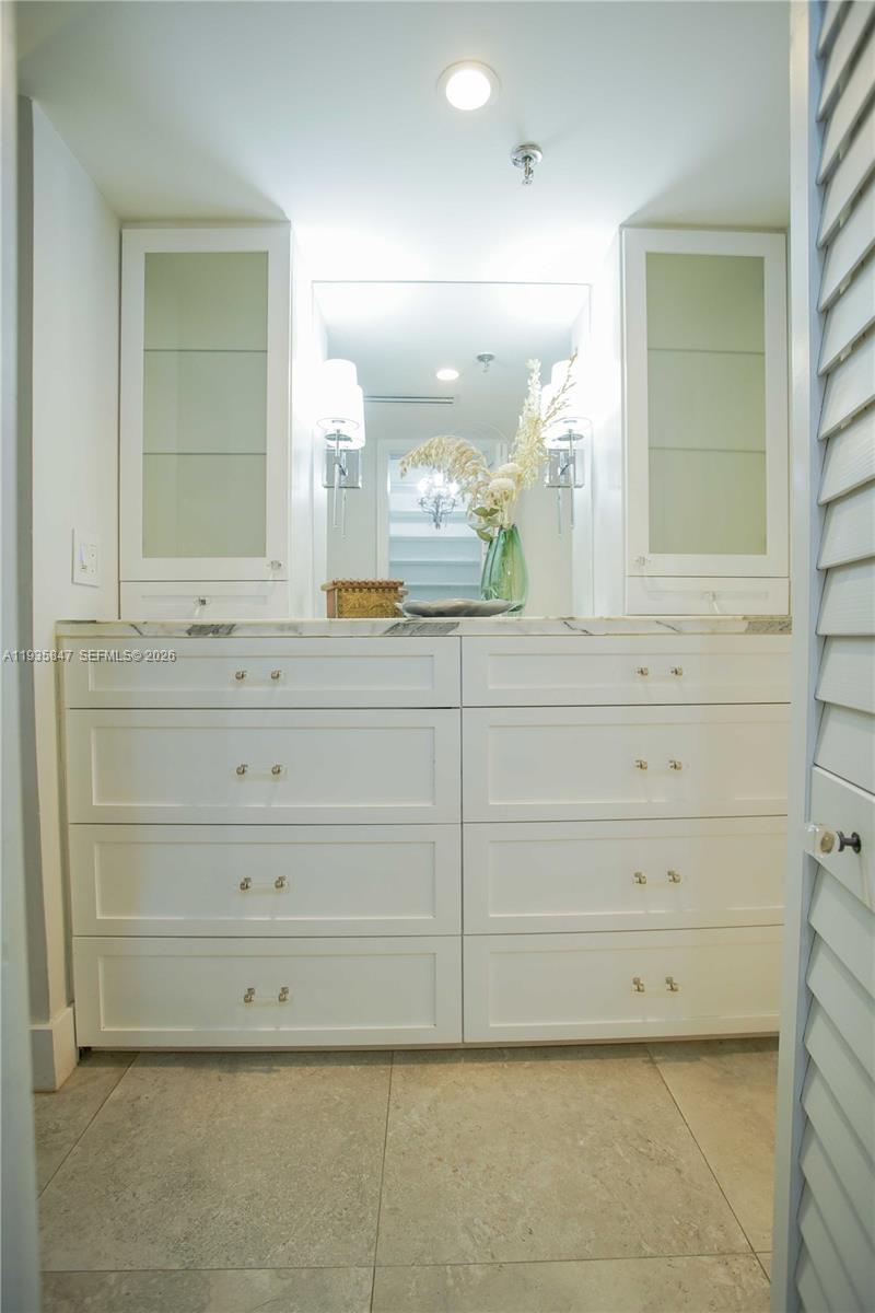 5880 Collins Ave #302 Miami Beach, FL 33140