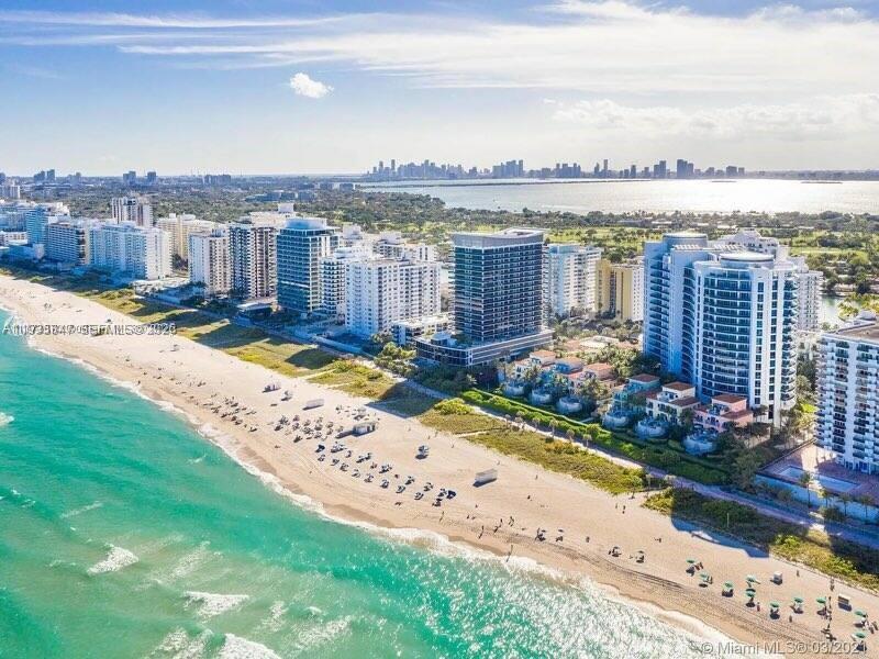 5880 Collins Ave #302 Miami Beach, FL 33140