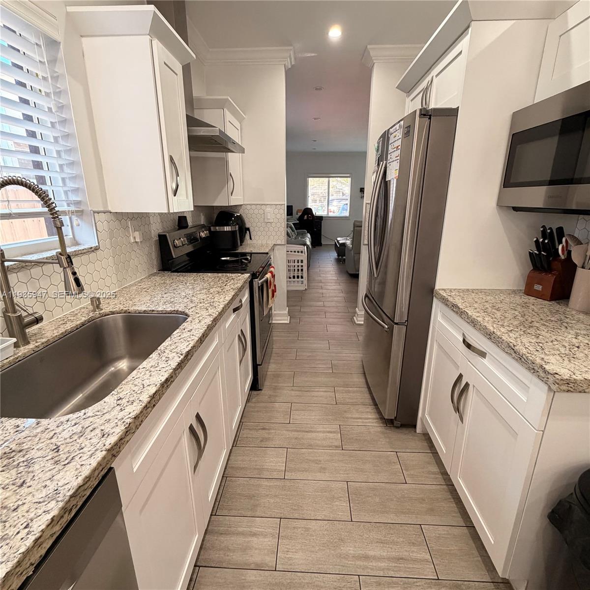 3140 NW 60th St Miami, FL 33142