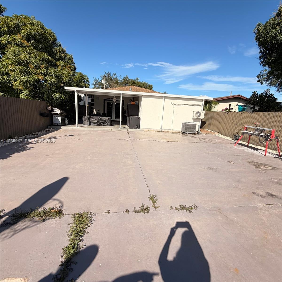 3140 NW 60th St Miami, FL 33142