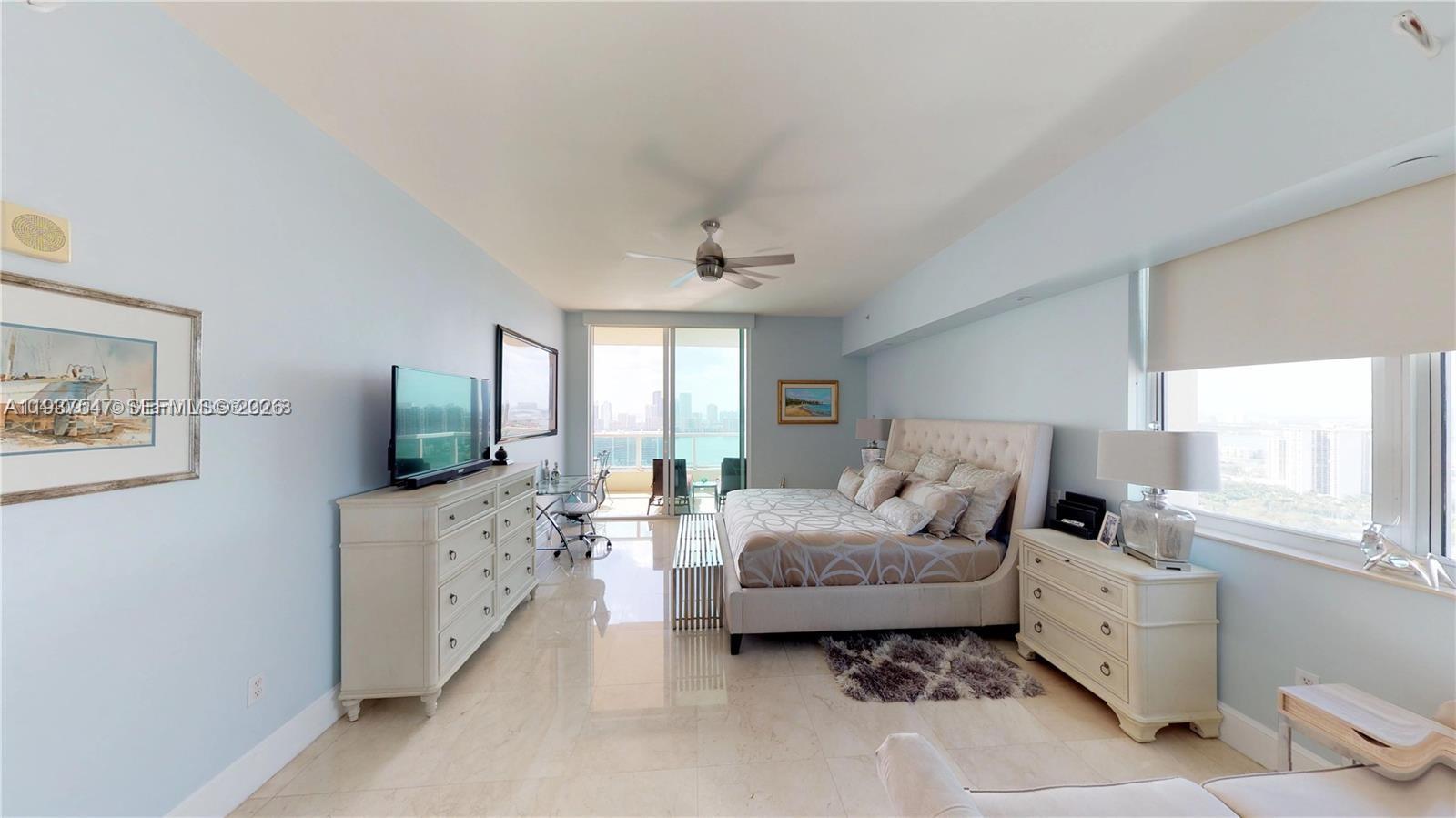 image Aventura Marina 228