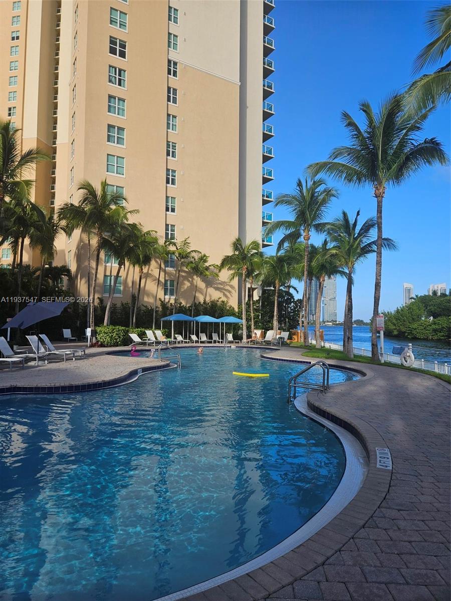 image Aventura Marina 235