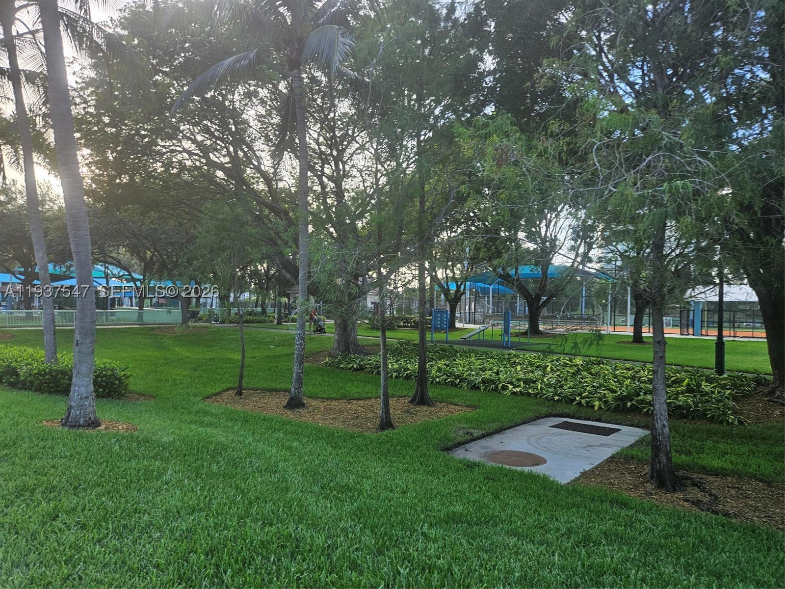 3330 NE 190th St #MPH15 Aventura, FL 33180
