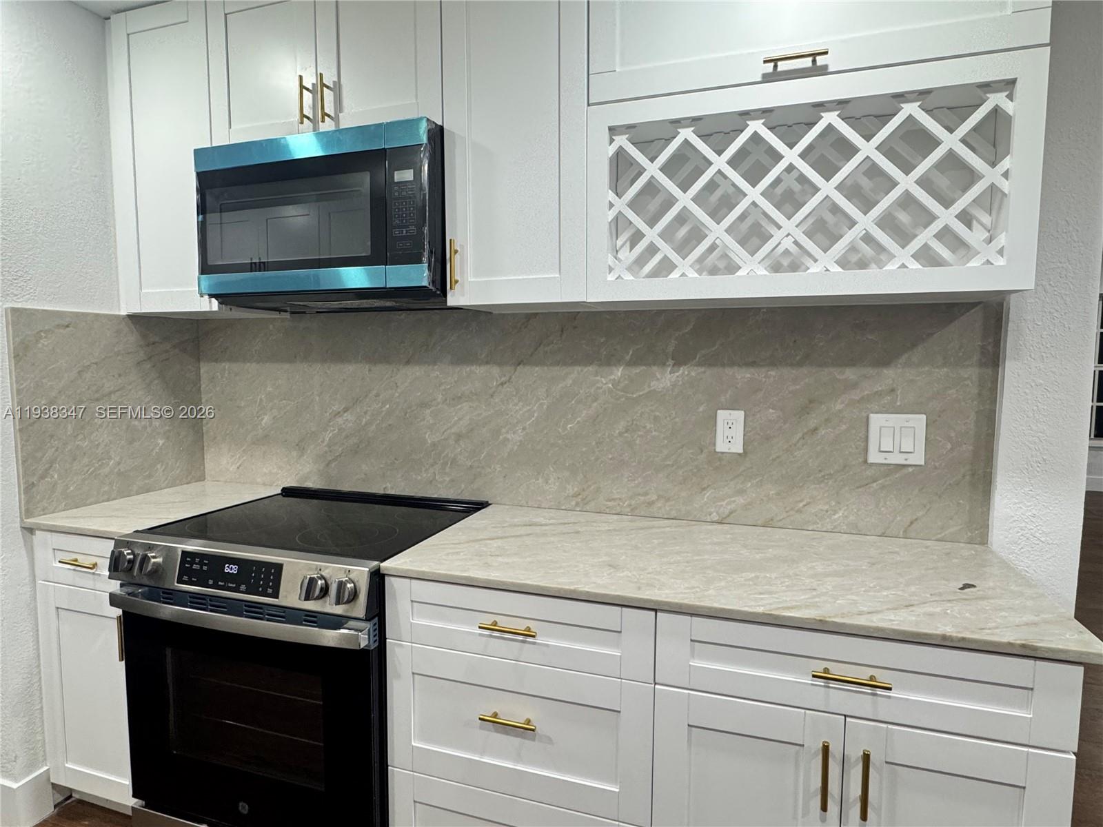 4360 NW 4th St Plantation, FL 33317