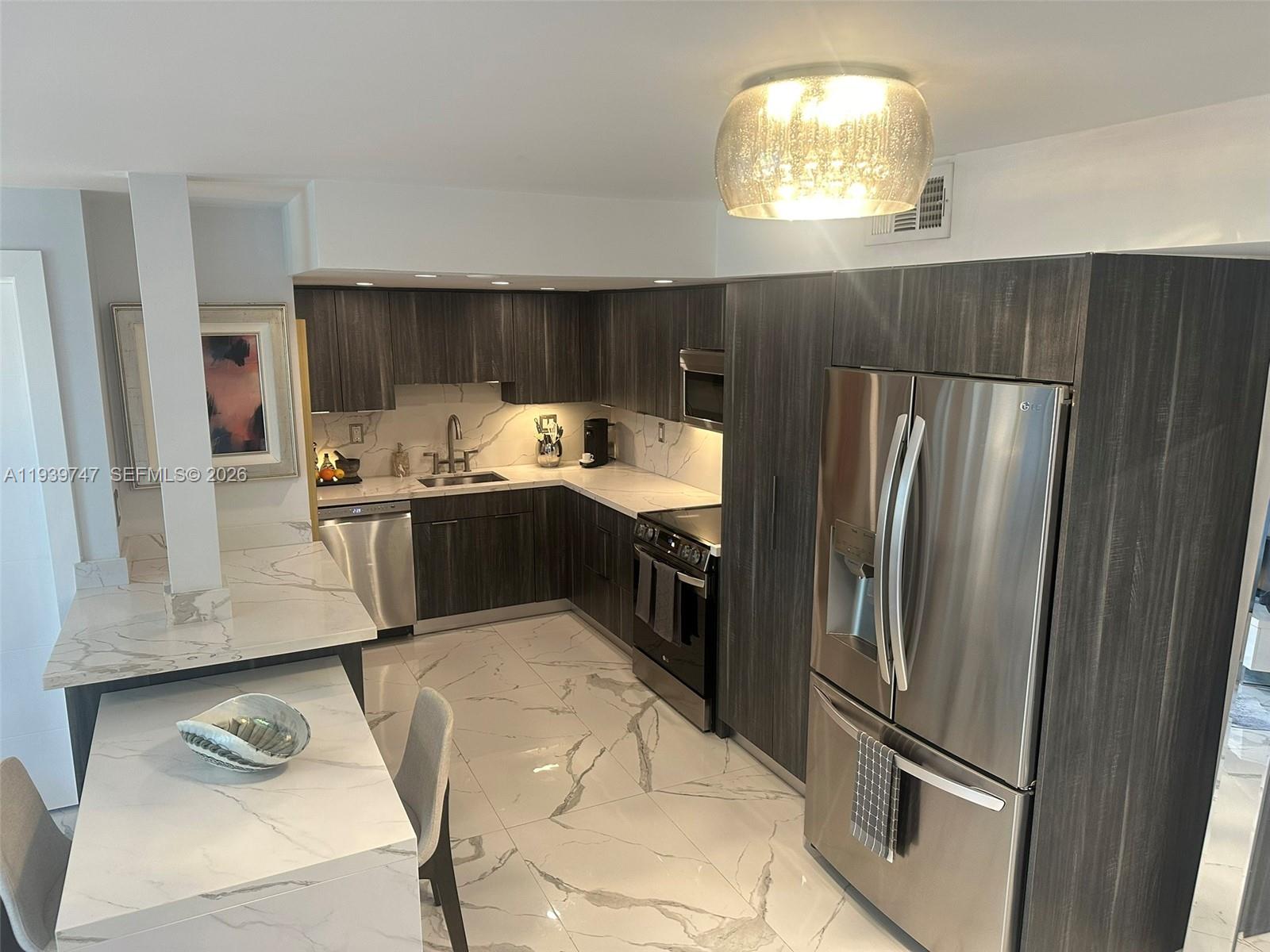 1740 NW N Riv Dr #626 Miami, FL 33125