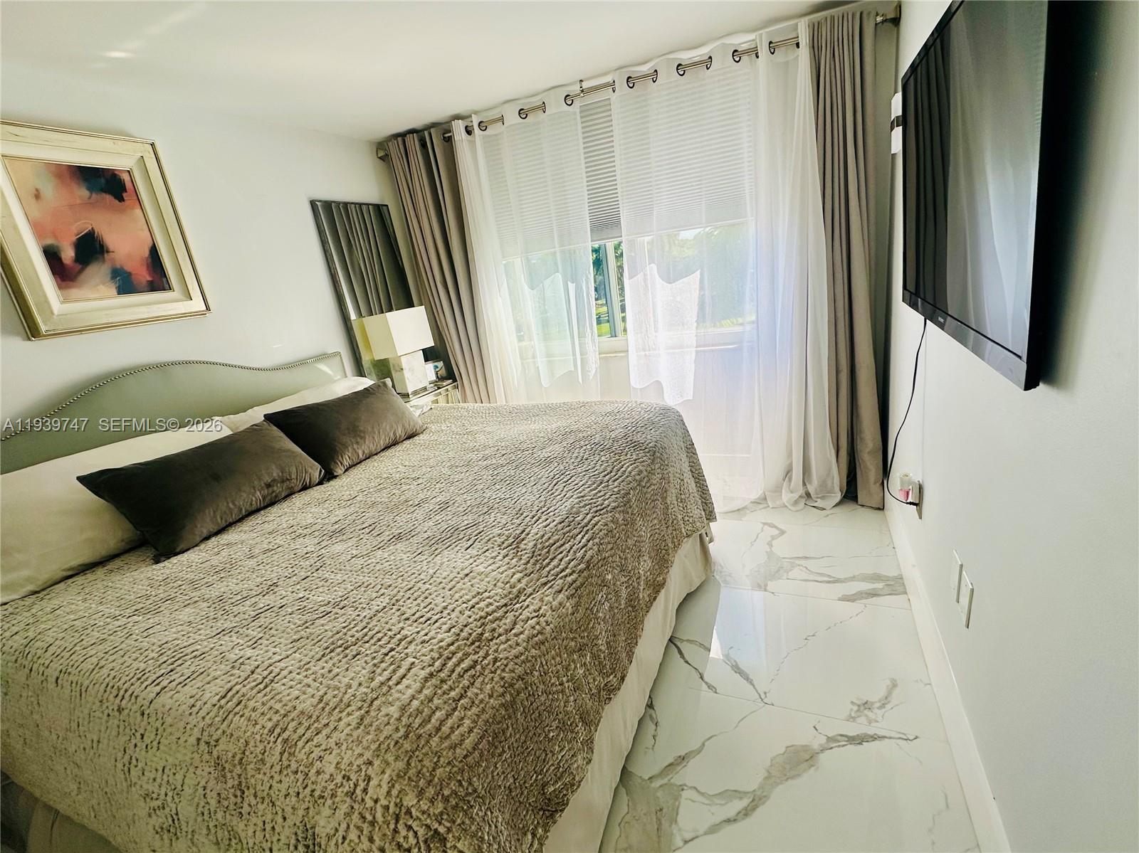 1740 NW N Riv Dr #626 Miami, FL 33125