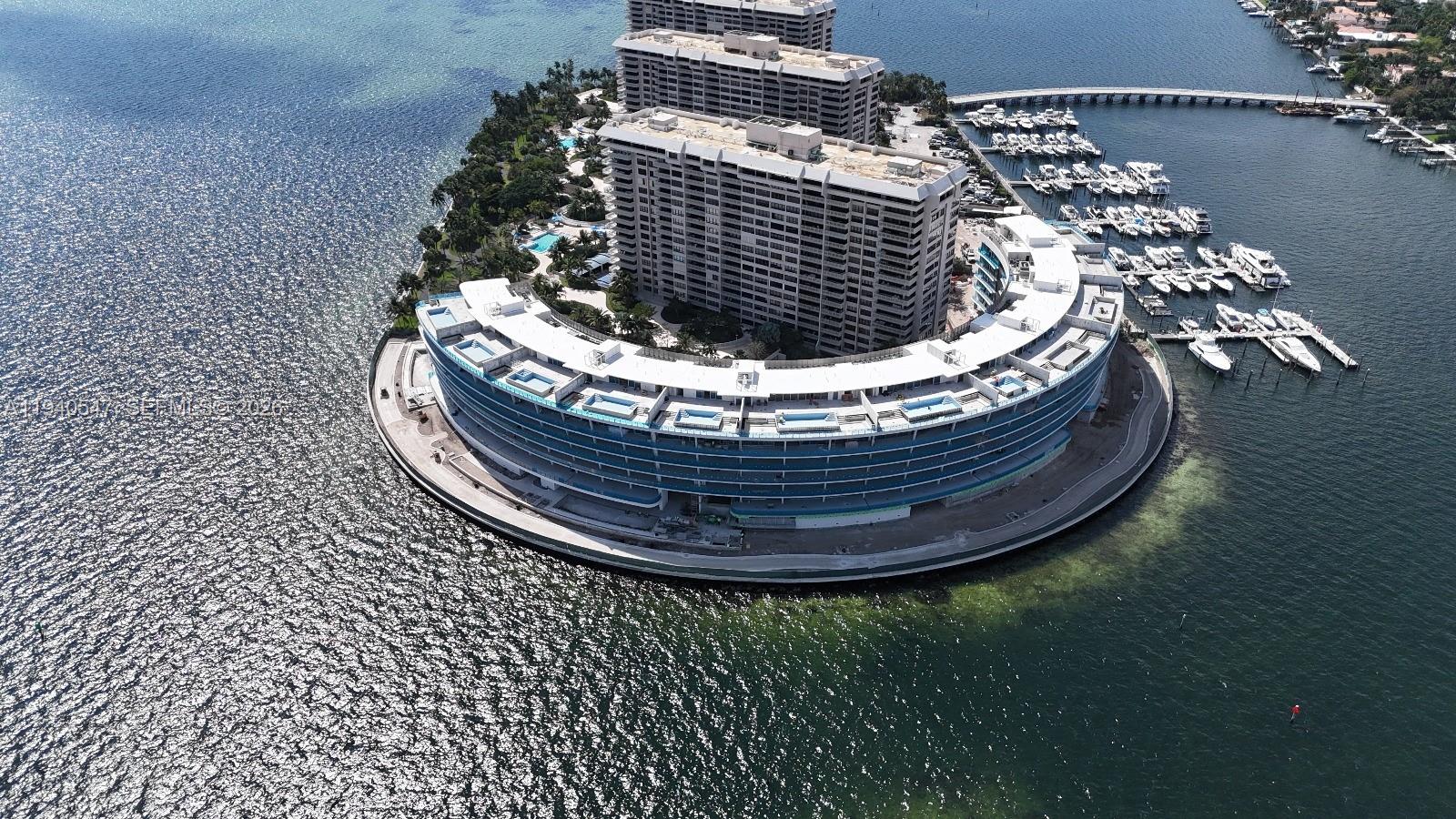 5 Grove Isle Dr #PH-L05 Coconut Grove, FL 33133