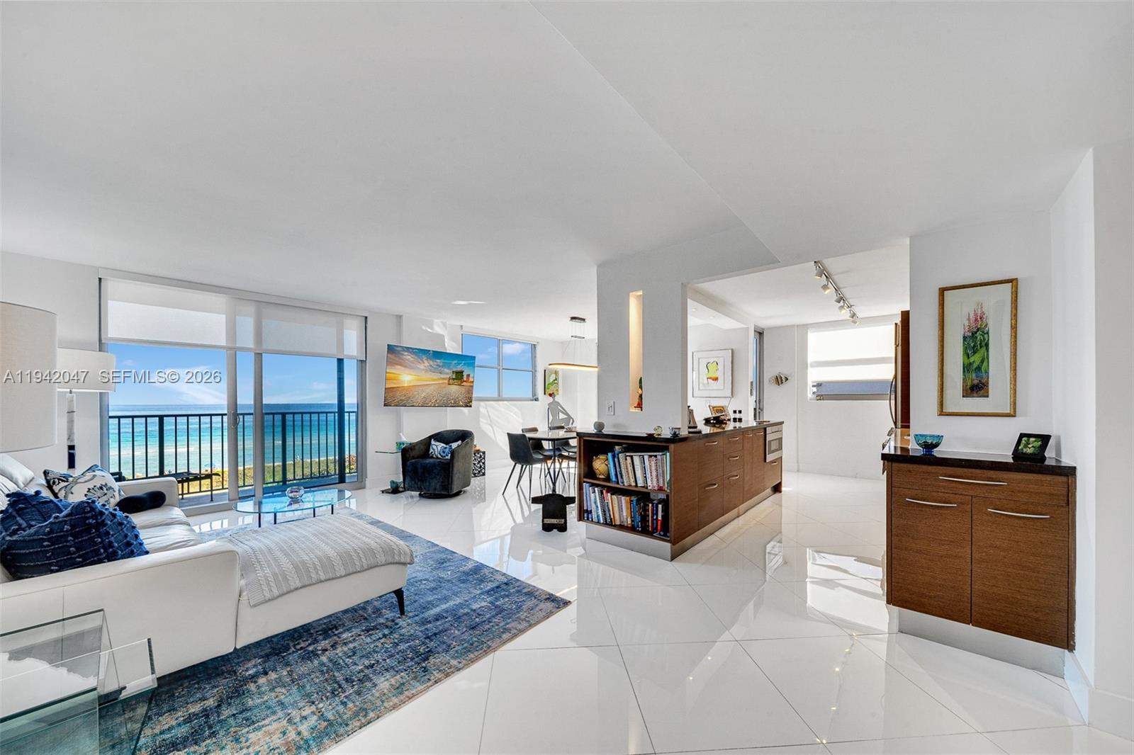 9273 Collins Ave #404