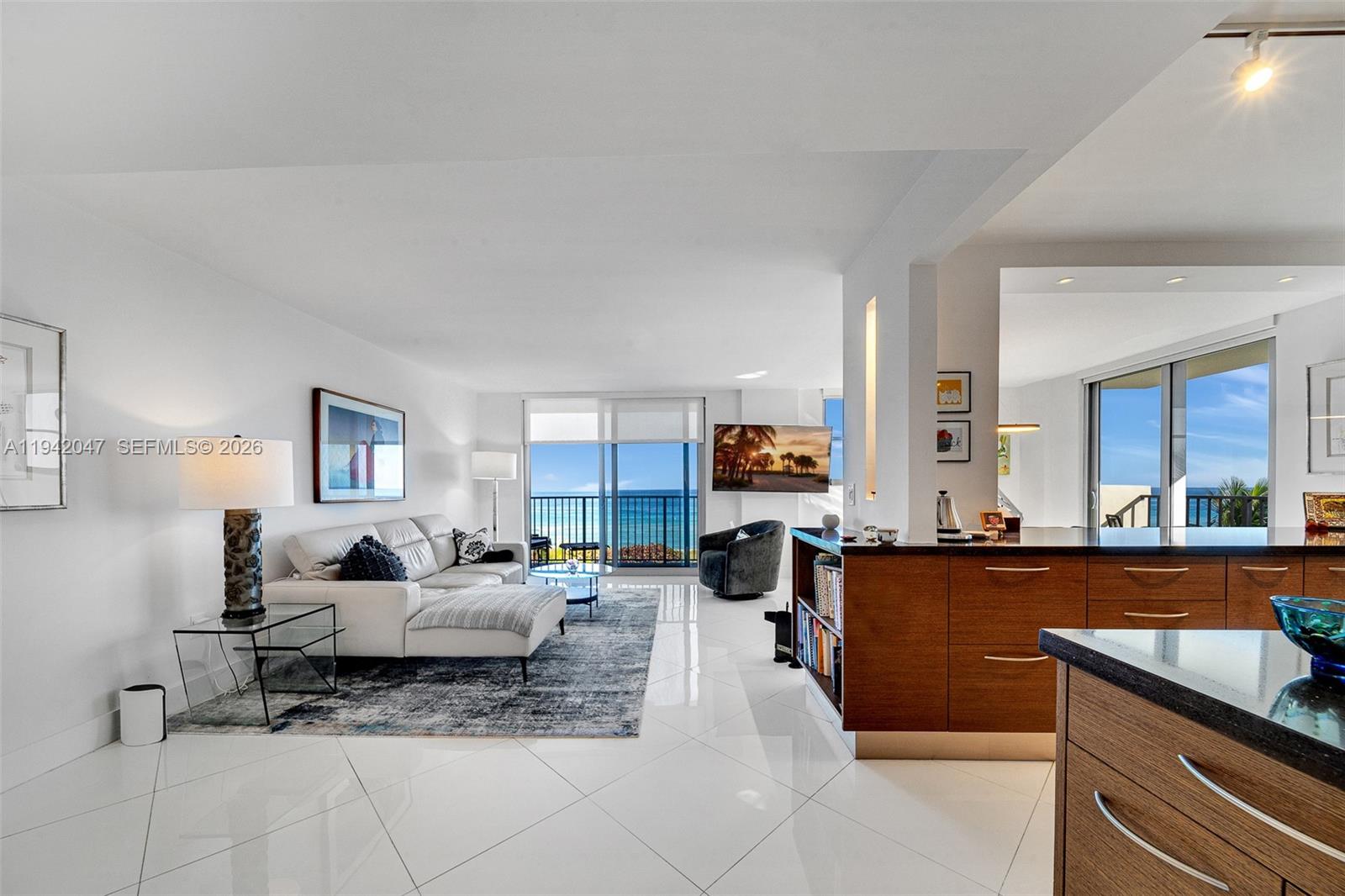 9273 Collins Ave #404 Surfside, FL 33154