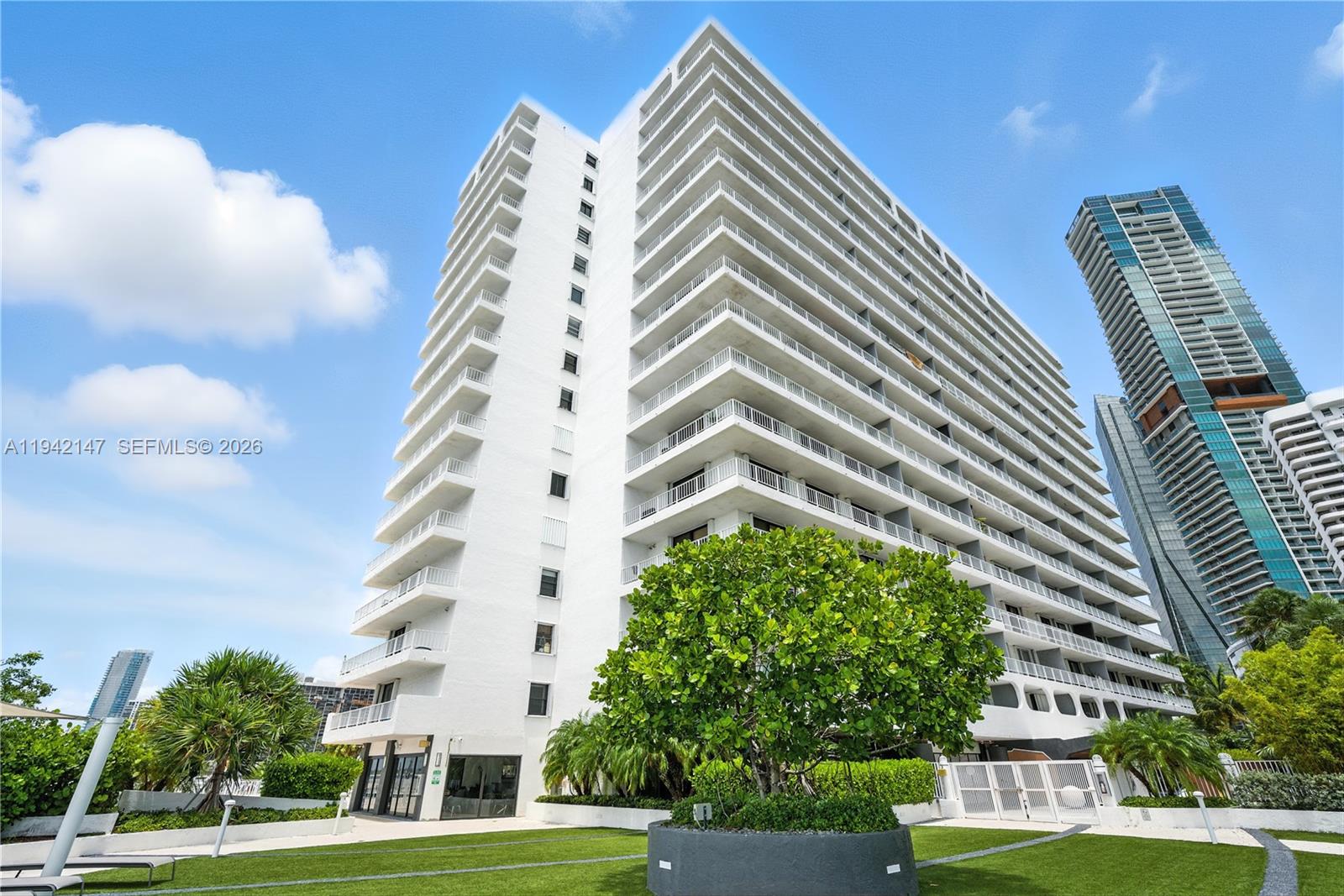 image Brickell Harbour Condo20