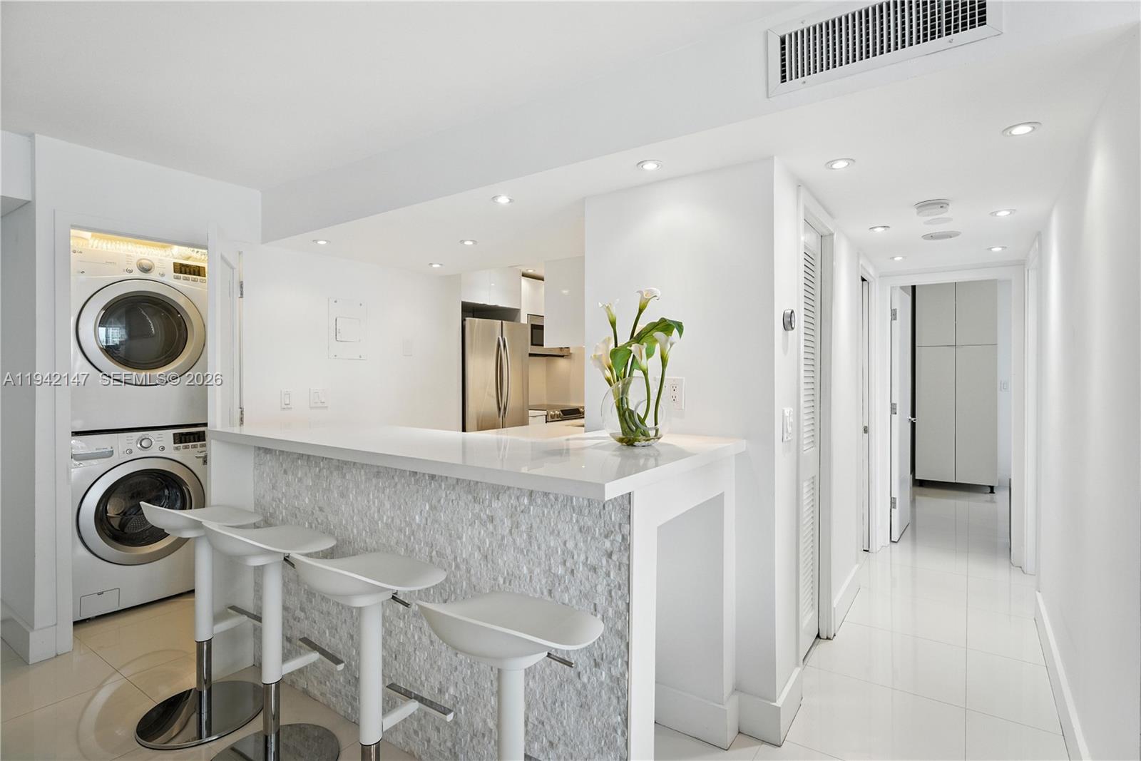 image Brickell Harbour Condo5