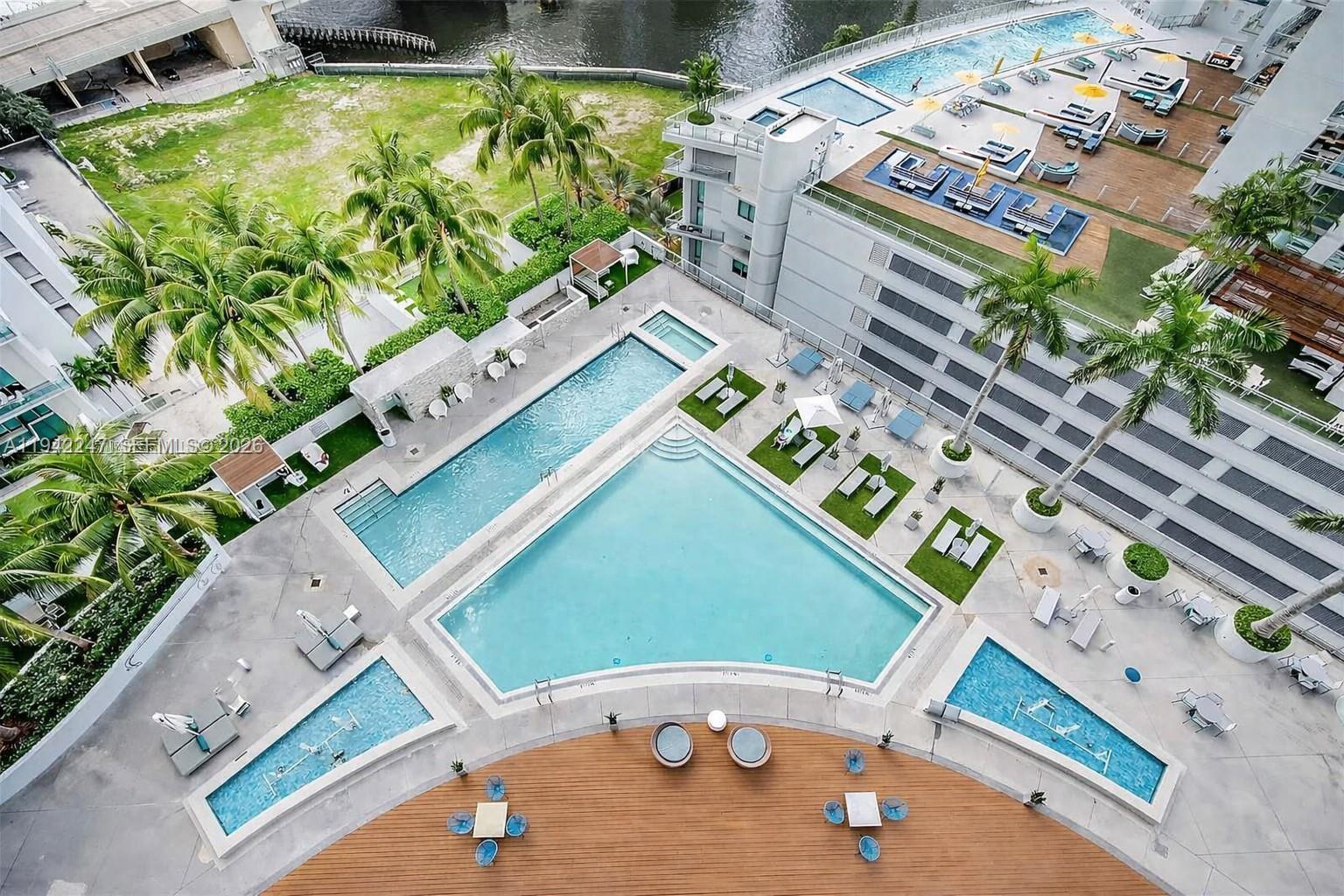 image The Ivy at Riverfront23