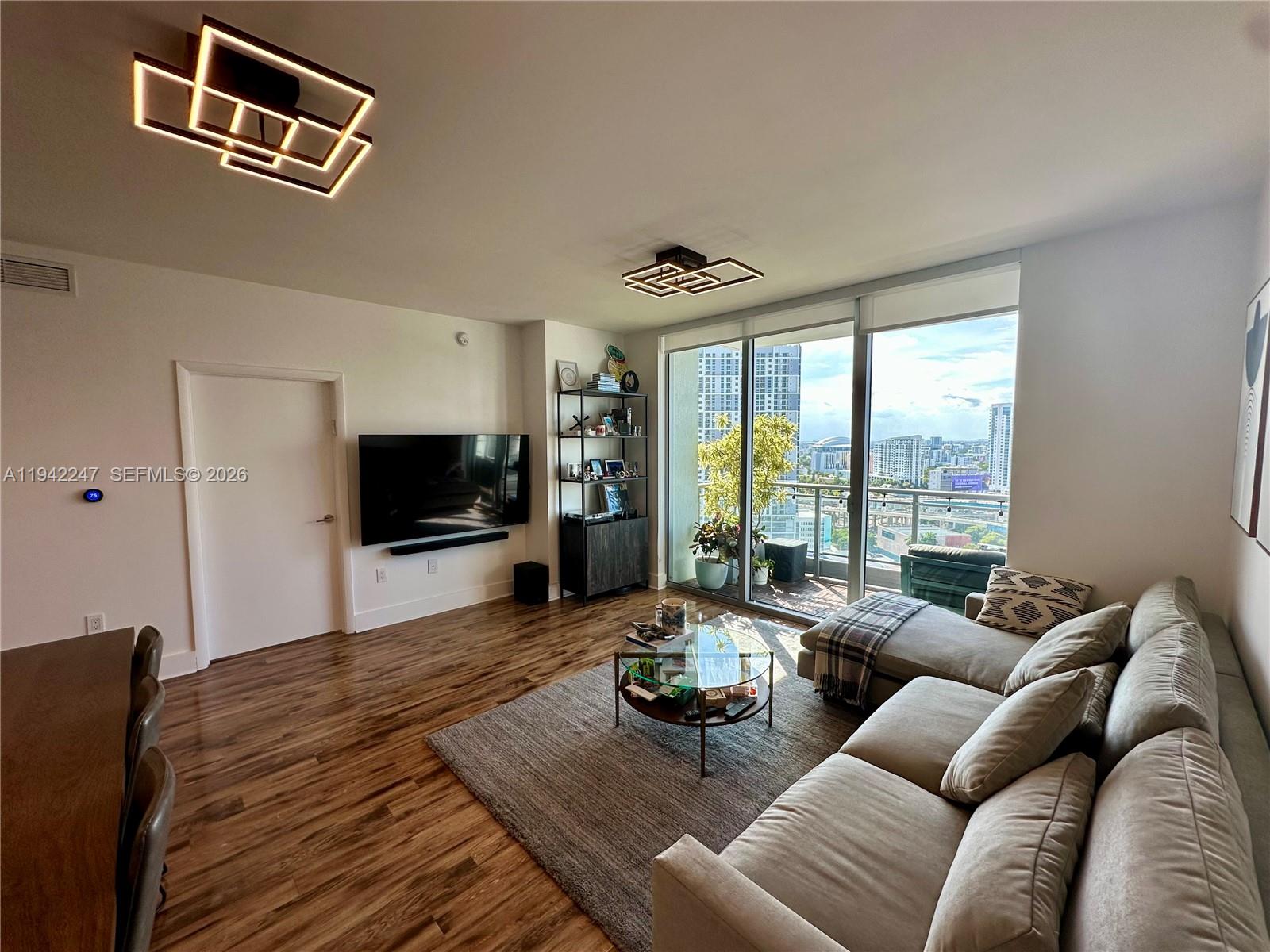 image The Ivy at Riverfront5